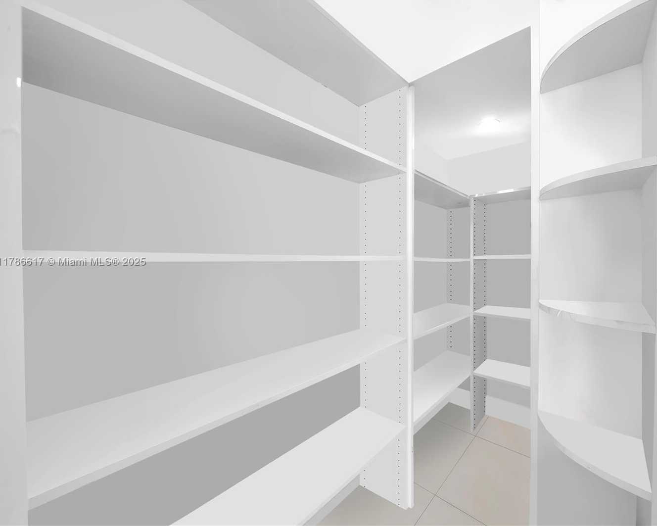 Small Image of 6694 NORTH WEST 107TH PL, Doral Number 23