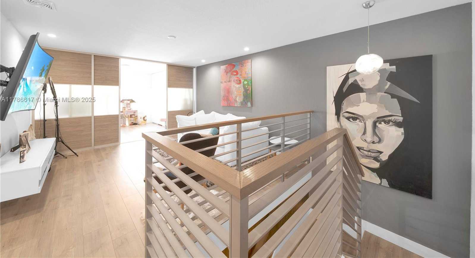 Small Image of 6694 NORTH WEST 107TH PL, Doral Number 24
