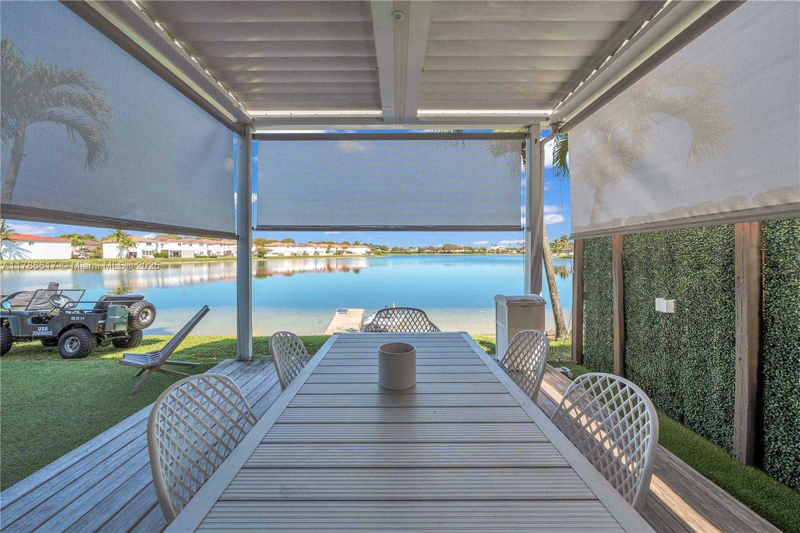 Small Image of 6694 NORTH WEST 107TH PL, Doral Number 46