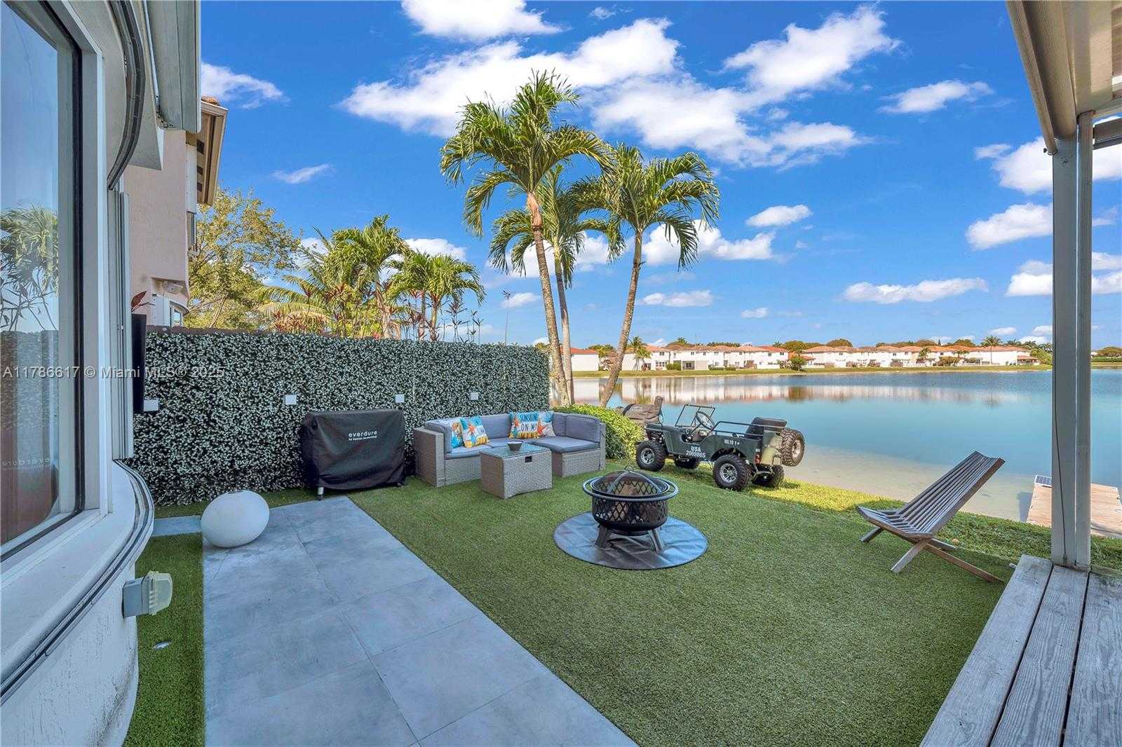 Small Image of 6694 NORTH WEST 107TH PL, Doral Number 52