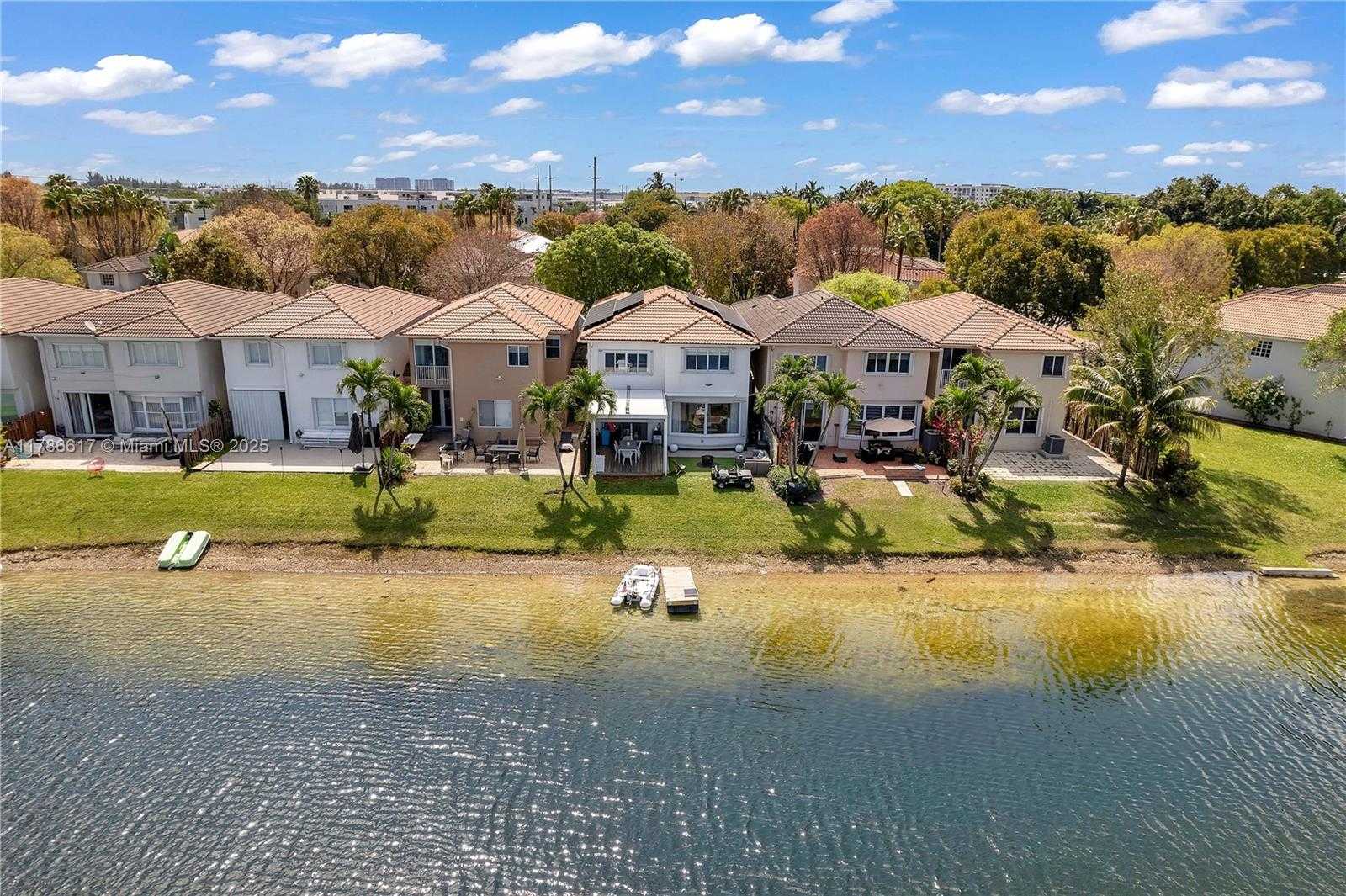Small Image of 6694 NORTH WEST 107TH PL, Doral Number 60
