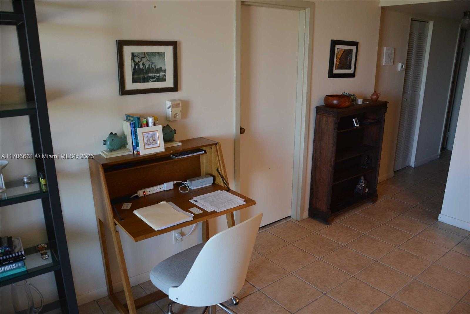 Small Image of 2821 NORTH MIAMI BEACH BLVD #5E, North Miami Beach Number 14