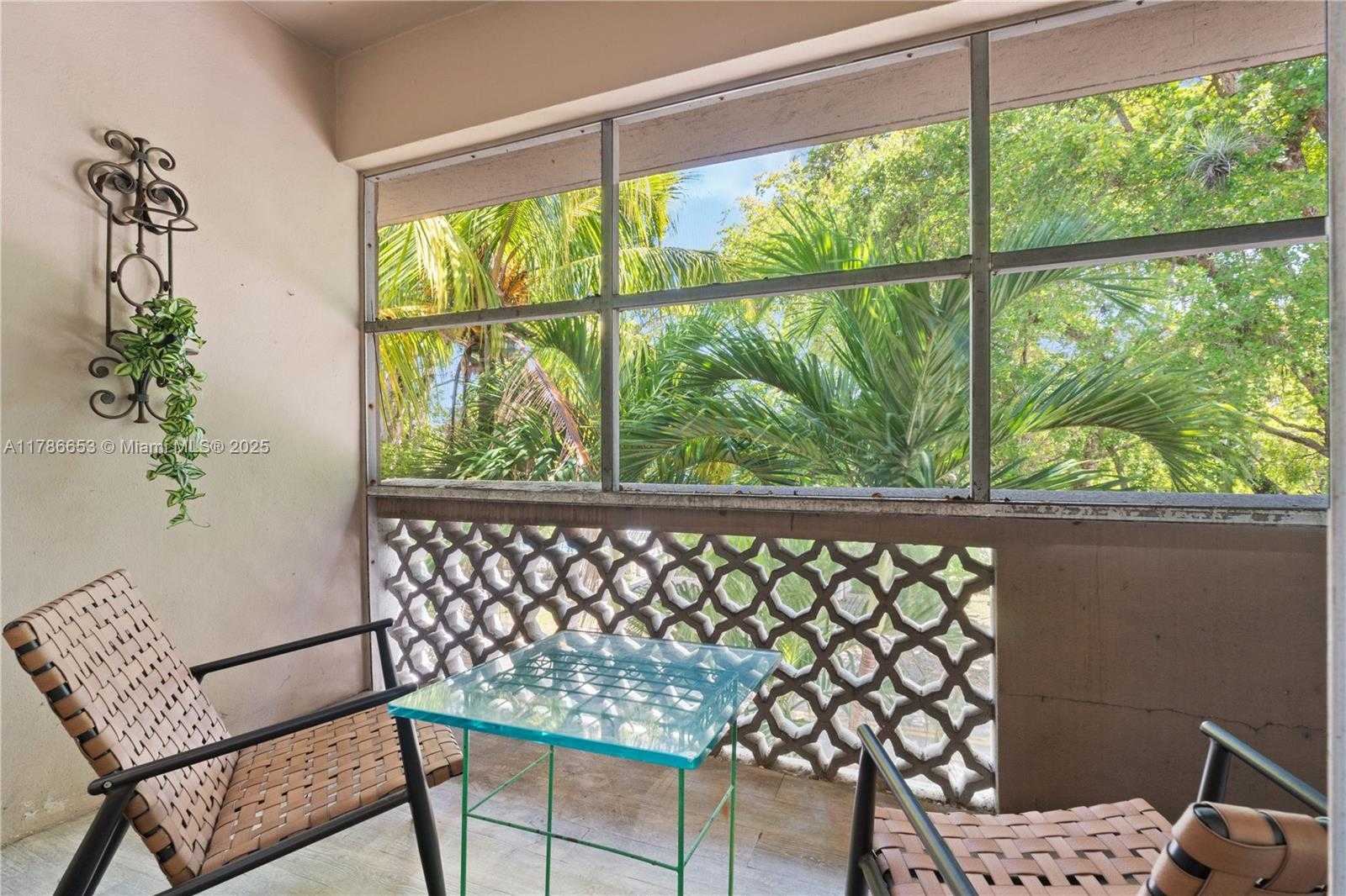 Small Image of 6580 SANTONA ST #A42, Coral Gables Number 14