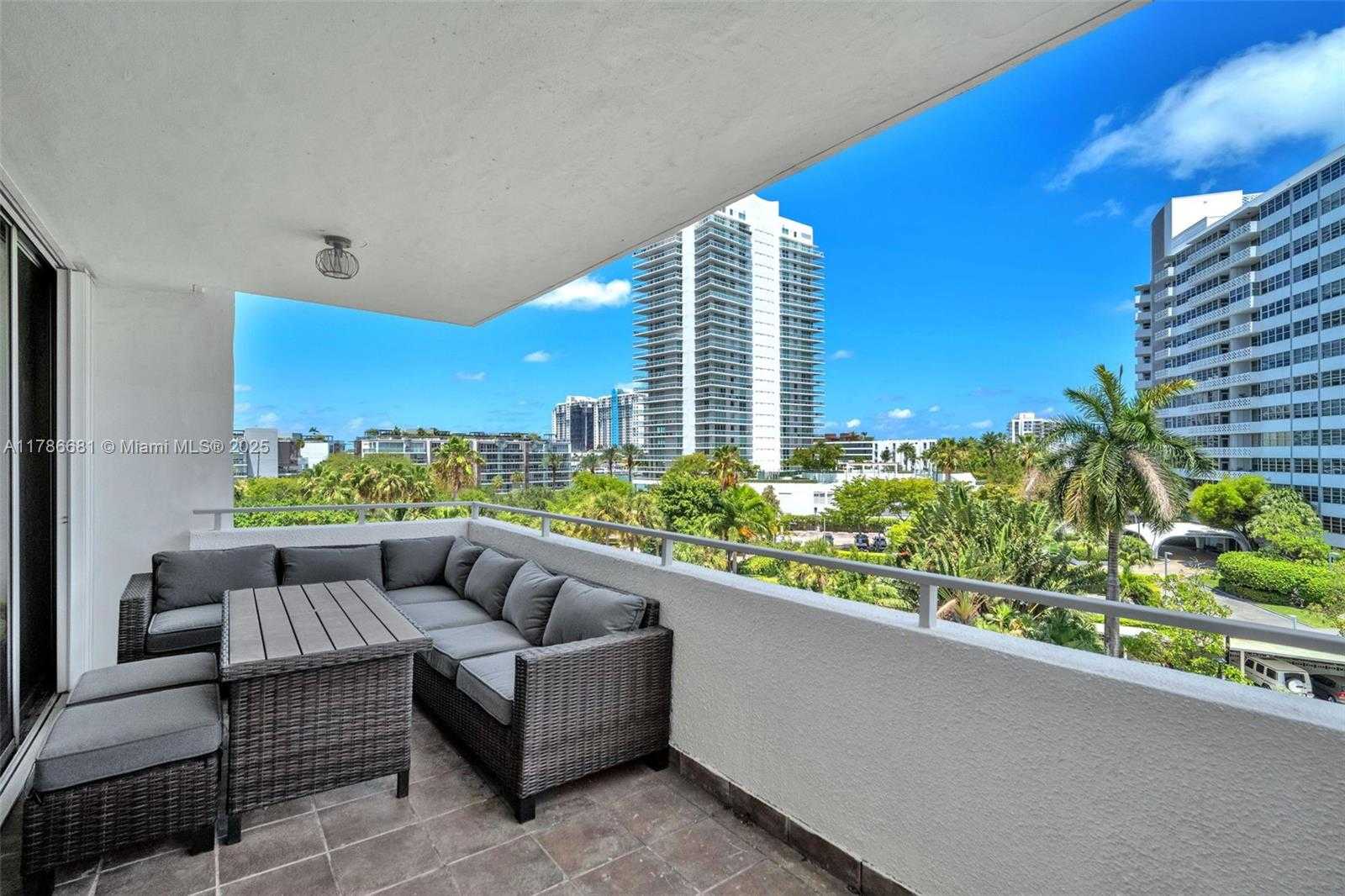 Small Image of 11 ISLAND AVE #512, Miami Beach Number 18