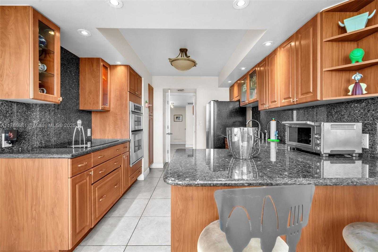 Small Image of 11 ISLAND AVE #512, Miami Beach Number 6