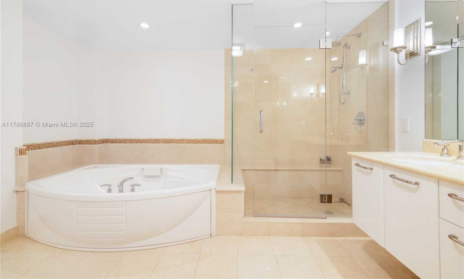 Small Image of 3101 SOUTH OCEAN DR #3506, Hollywood Number 14