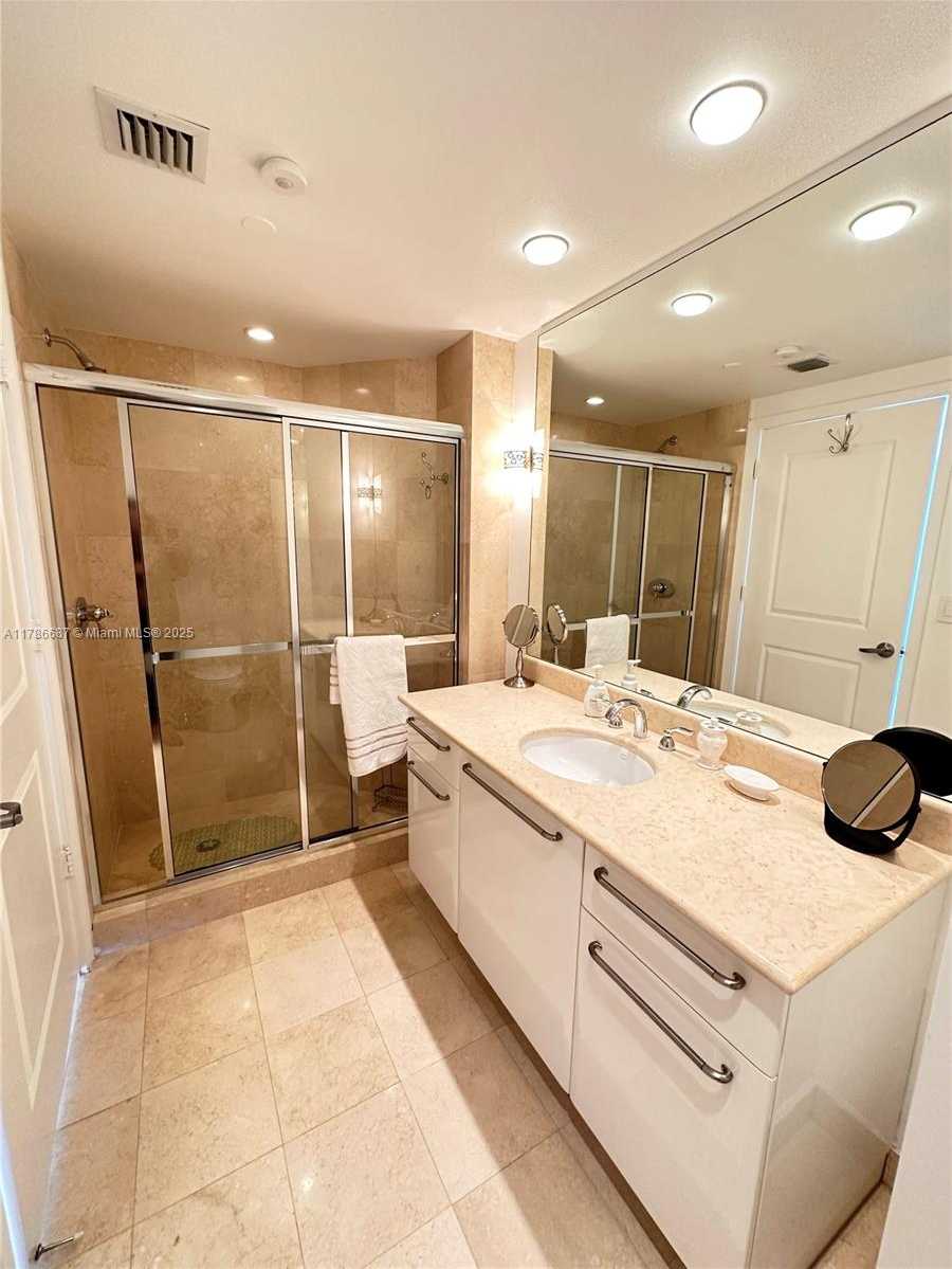 Small Image of 3101 SOUTH OCEAN DR #3506, Hollywood Number 16