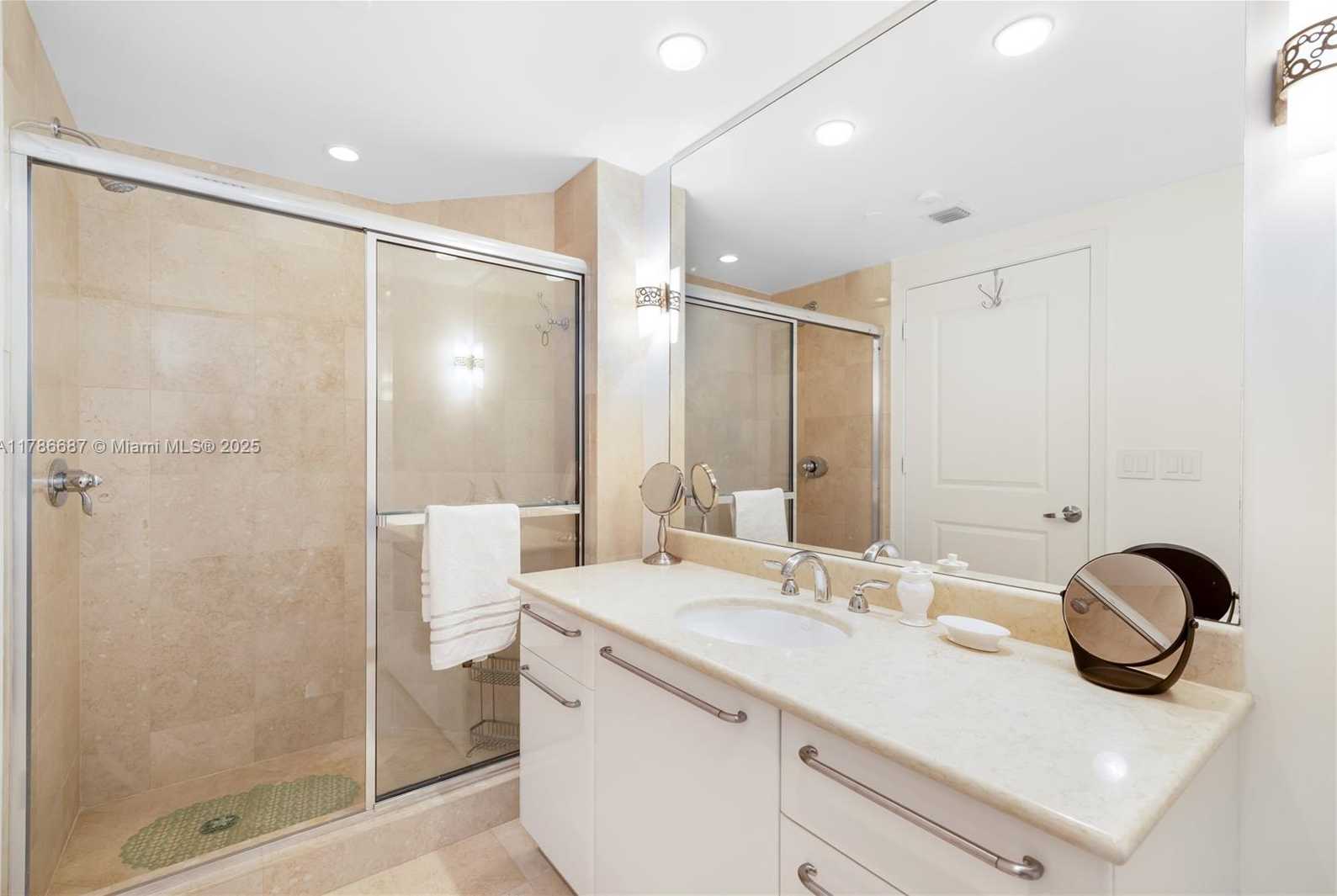 Small Image of 3101 SOUTH OCEAN DR #3506, Hollywood Number 17