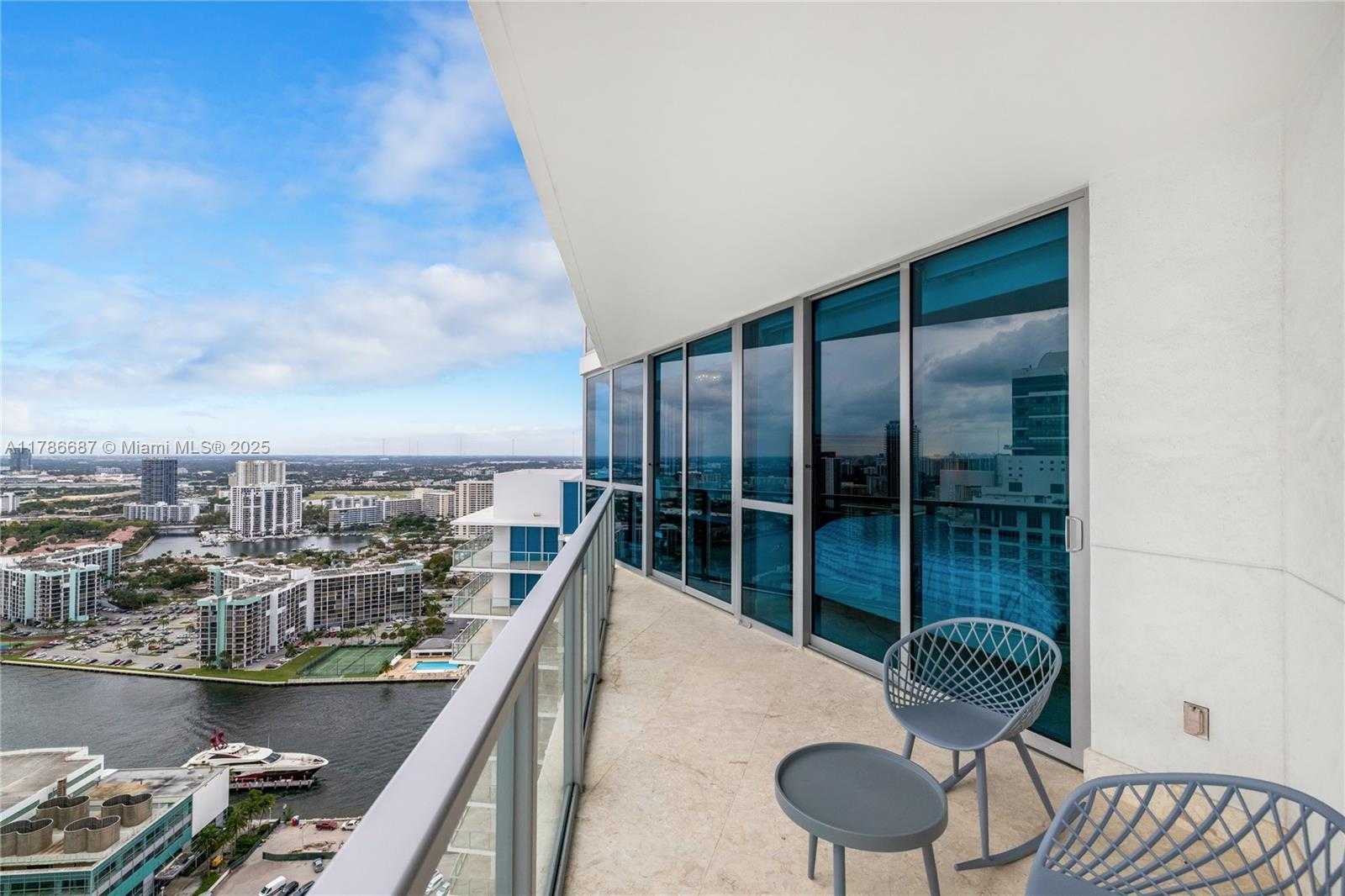 Small Image of 3101 SOUTH OCEAN DR #3506, Hollywood Number 7