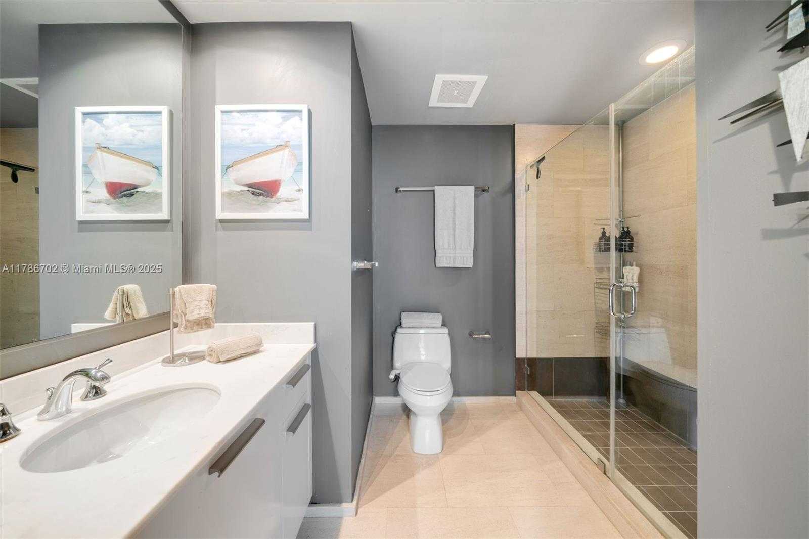 Small Image of 1060 BRICKELL AVE #3003, Miami Number 15
