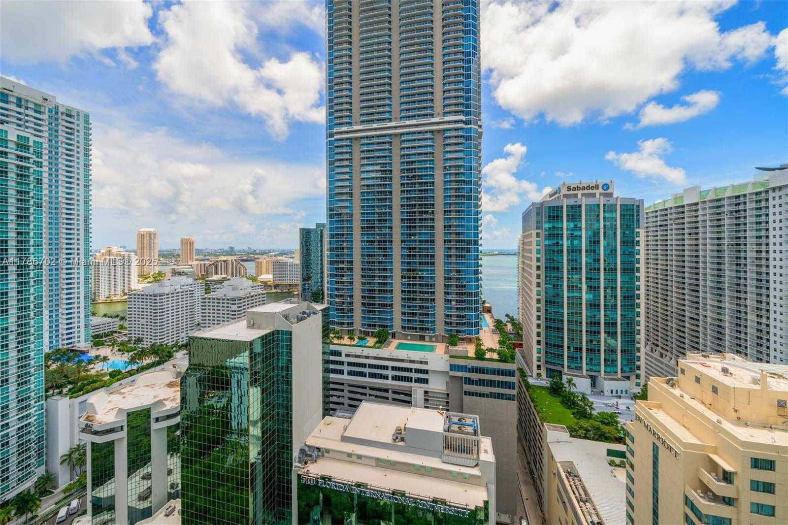 Small Image of 1060 BRICKELL AVE #3003, Miami Number 24