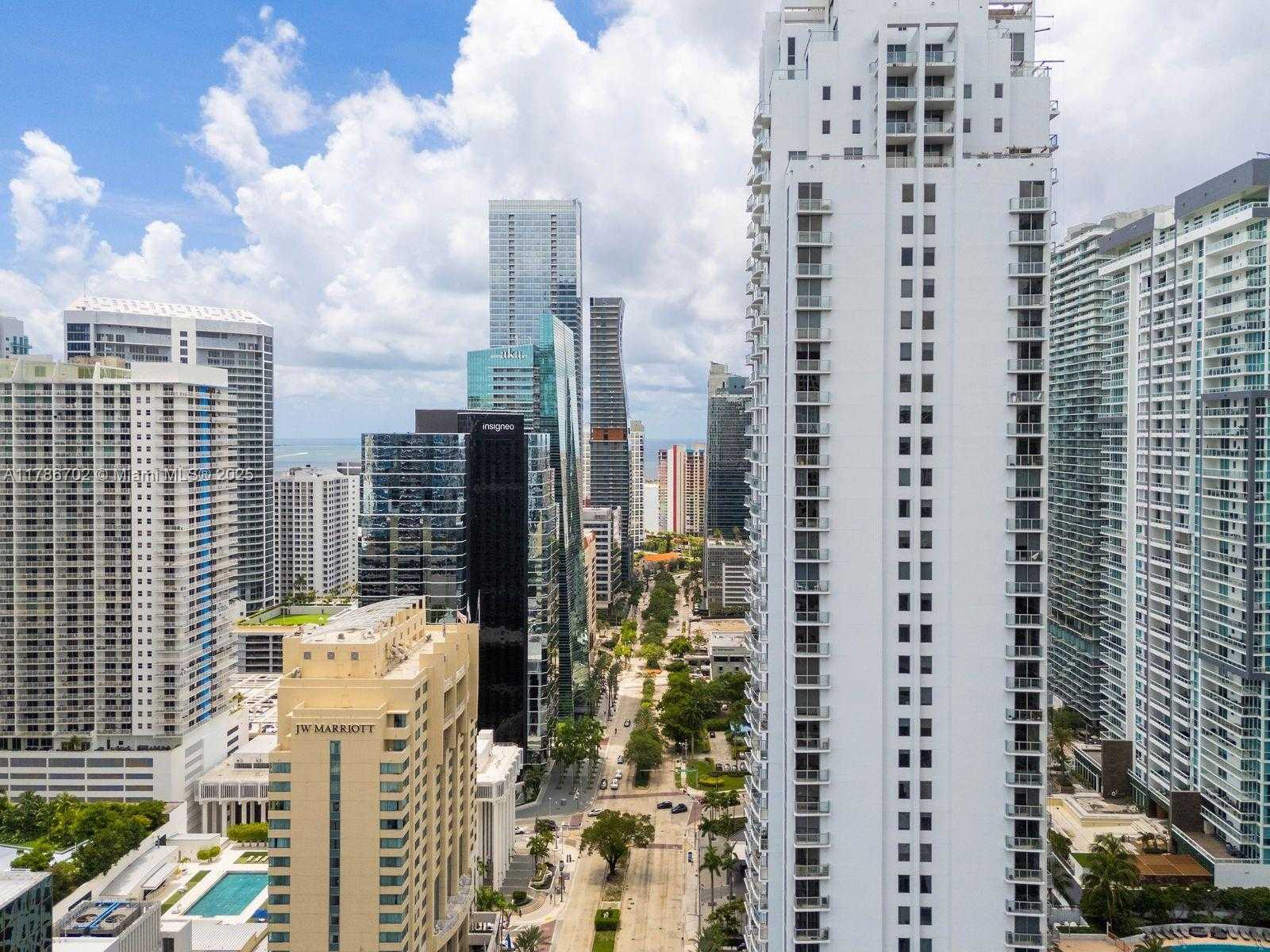 Small Image of 1060 BRICKELL AVE #3003, Miami Number 29