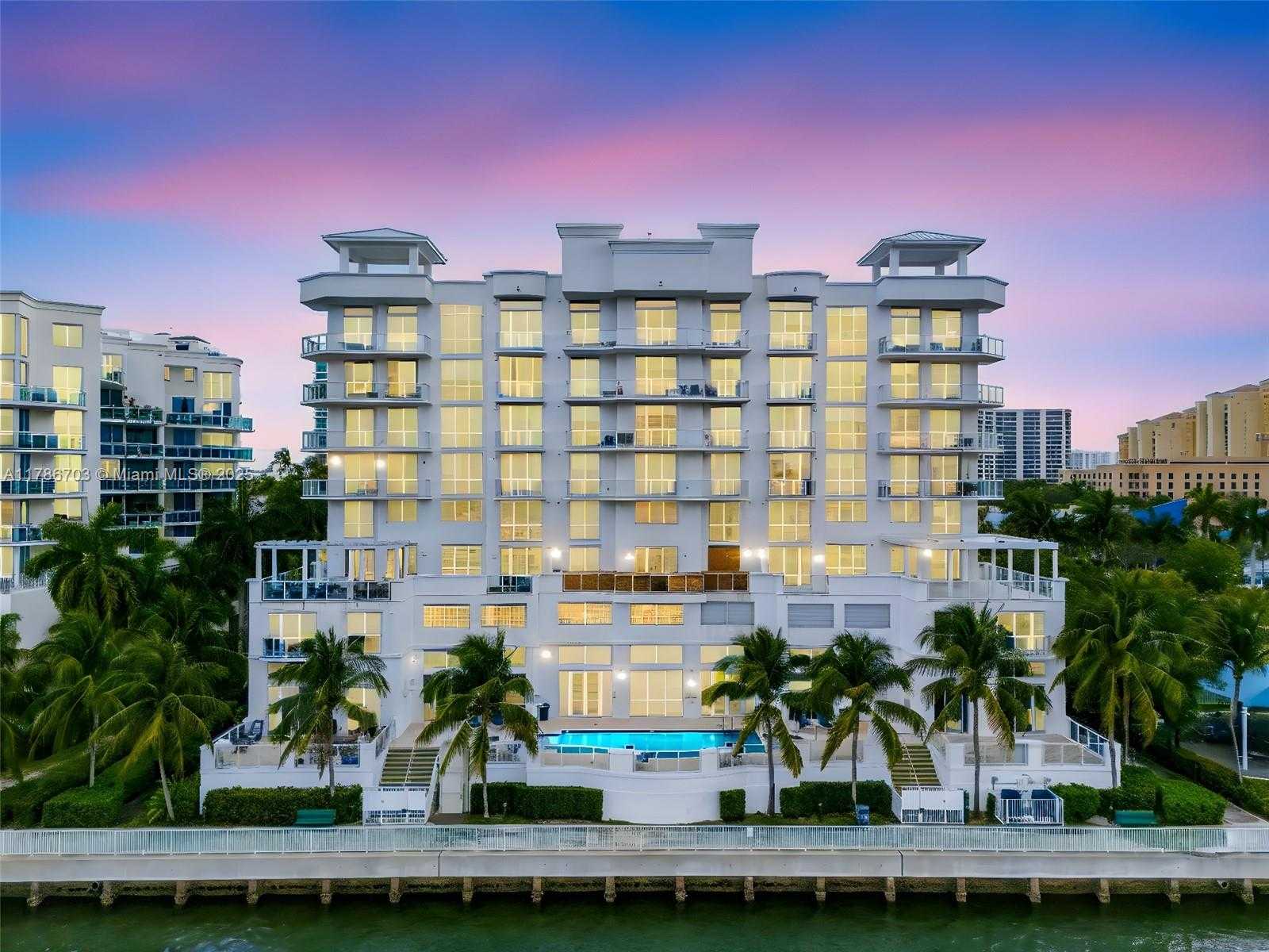 Small Image of 3030 NORTH EAST 188TH ST #606, Aventura Number 2