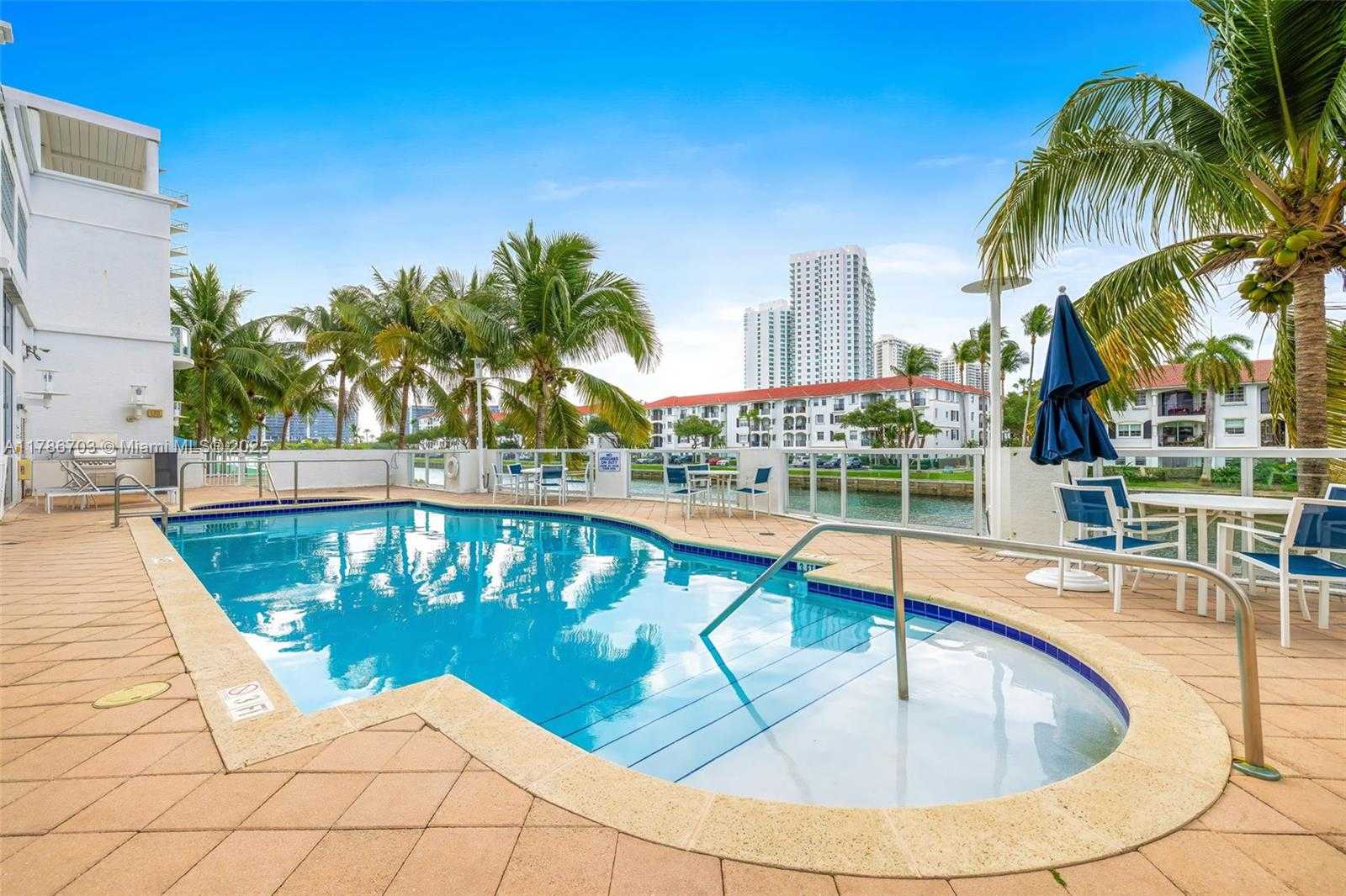 Small Image of 3030 NORTH EAST 188TH ST #606, Aventura Number 22