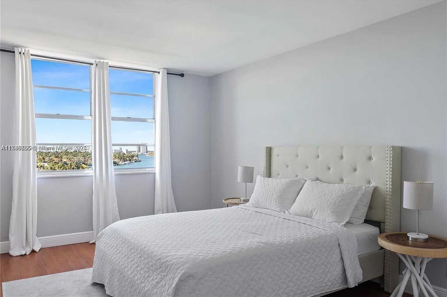 Small Image of 6770 INDIAN CREEK DR #8E, Miami Beach Number 7