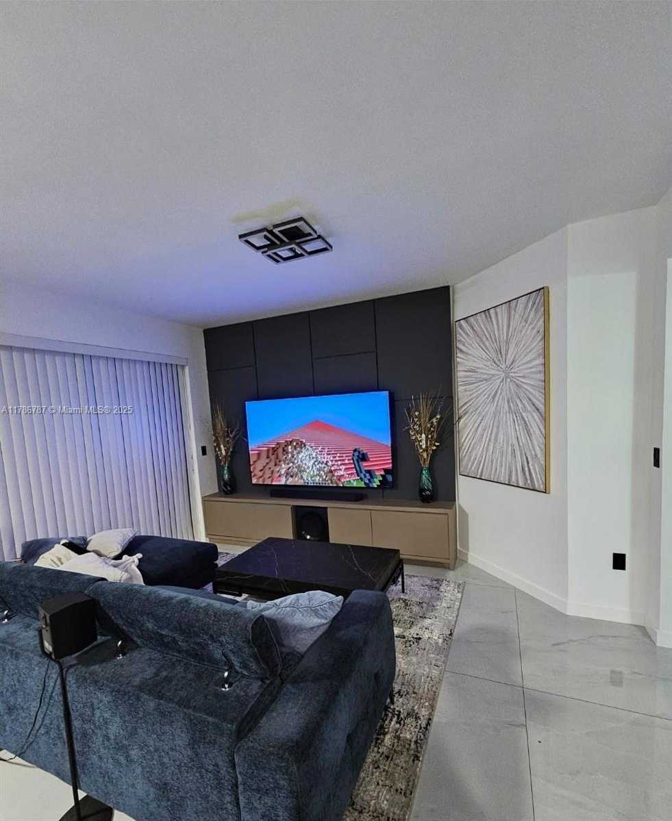 Small Image of 8906 WEST FLAGLER ST #101, Miami Number 14