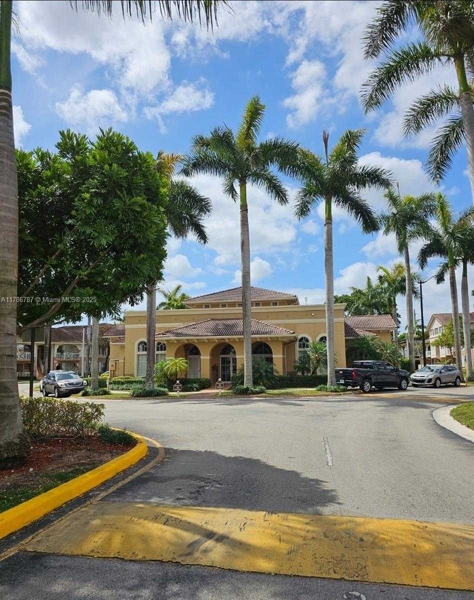 Small Image of 8906 WEST FLAGLER ST #101, Miami Number 4