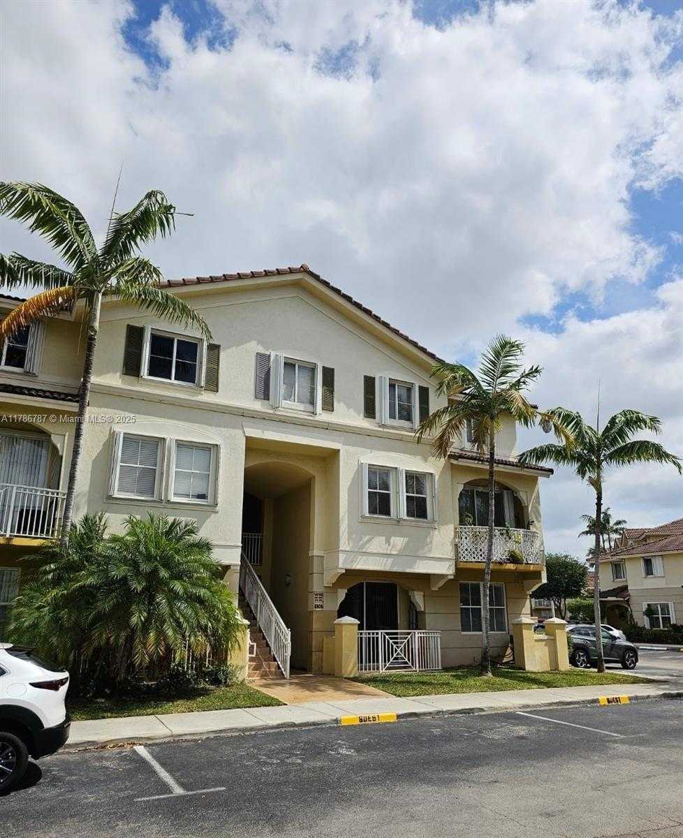 Small Image of 8906 WEST FLAGLER ST #101, Miami Number 5