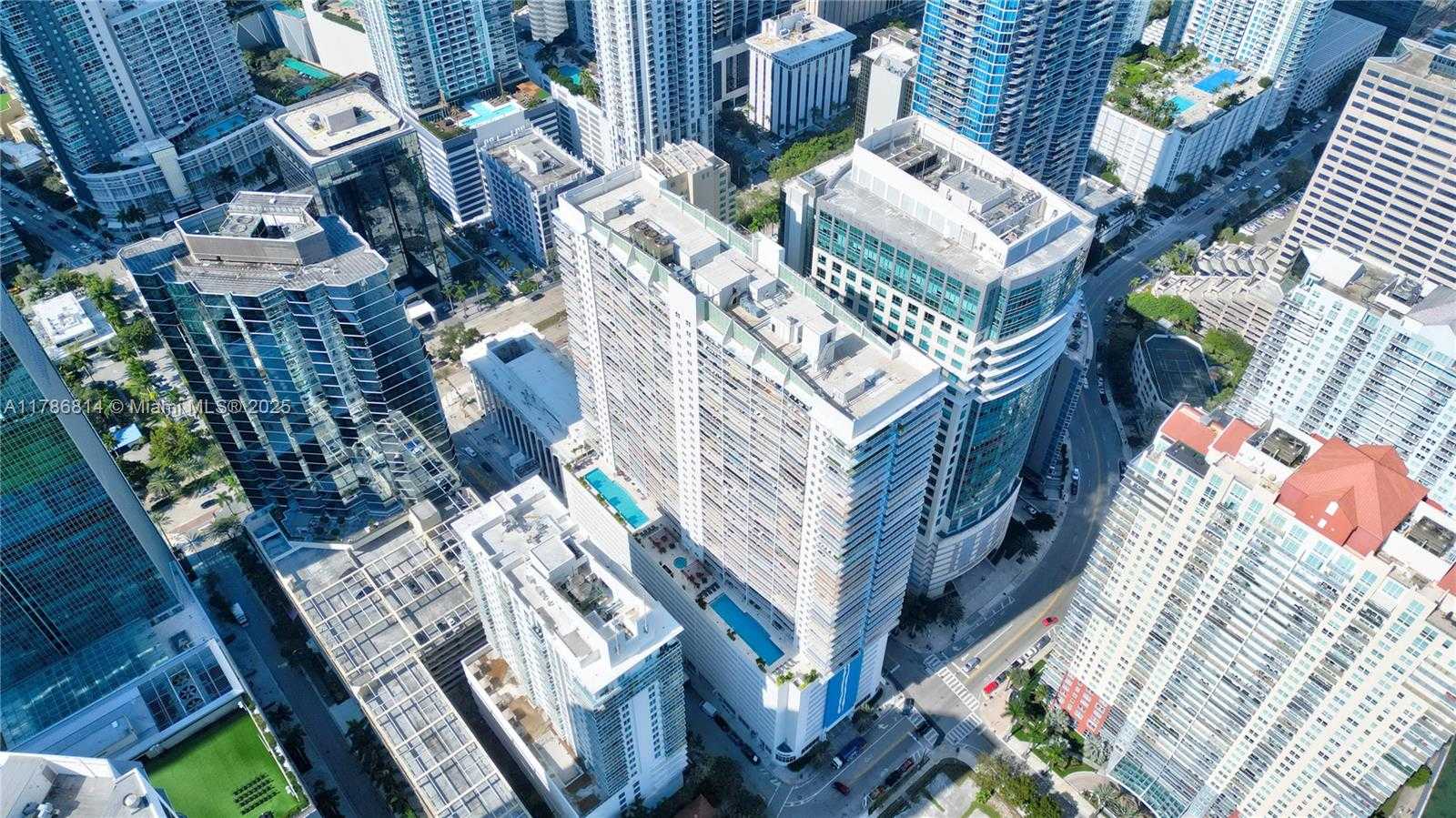 Small Image of 1200 BRICKELL BAY DRIVE #3902, Miami Number 18