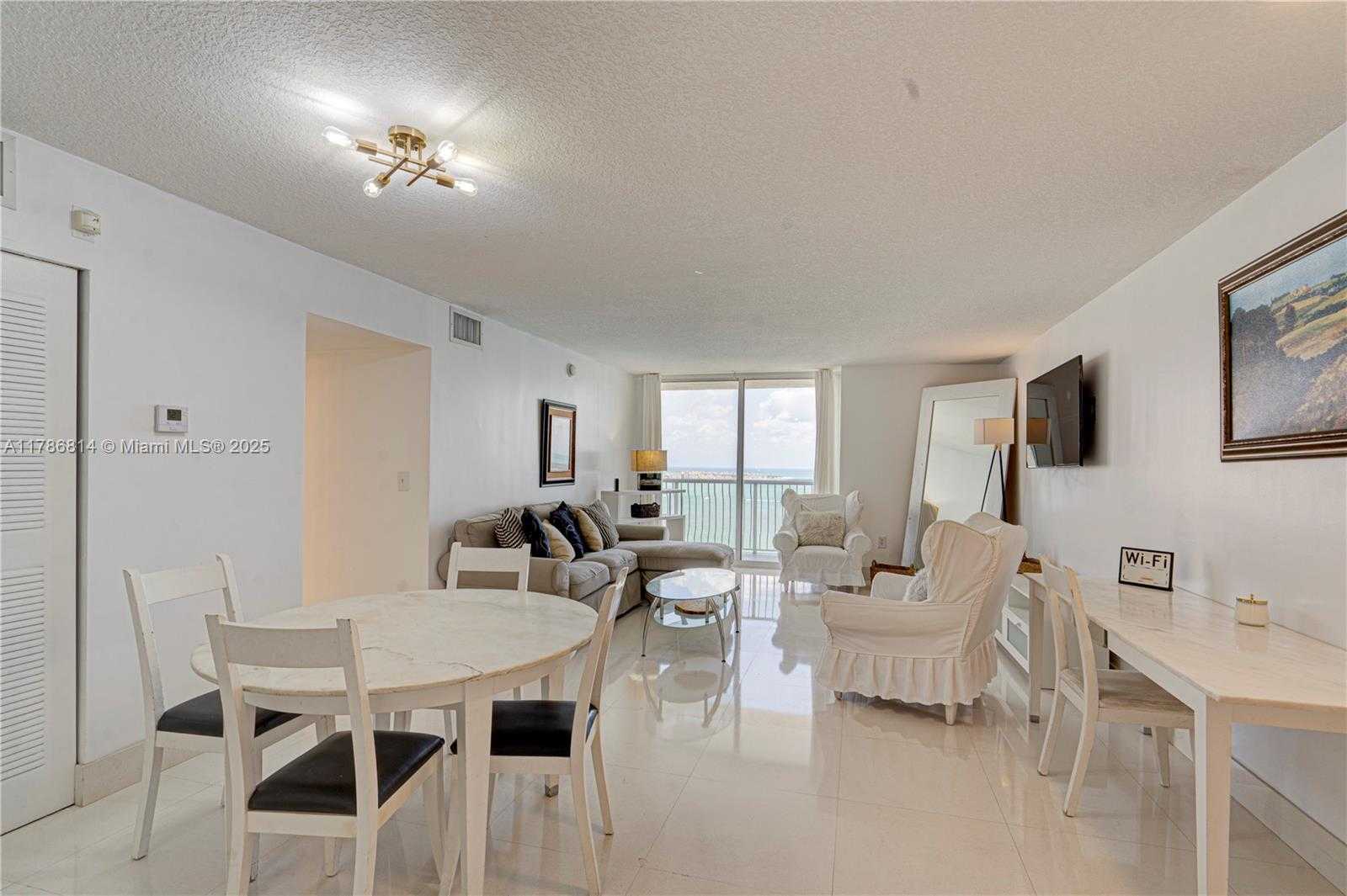 Small Image of 1200 BRICKELL BAY DRIVE #3902, Miami Number 32