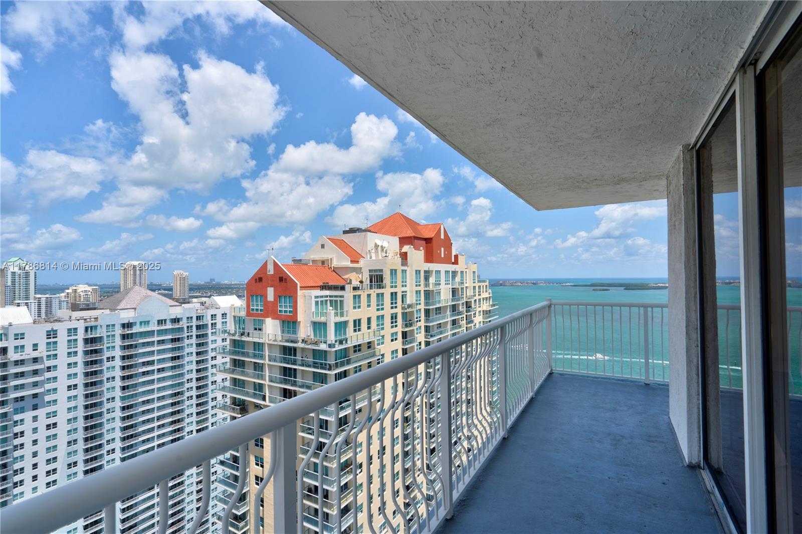 Small Image of 1200 BRICKELL BAY DRIVE #3902, Miami Number 46