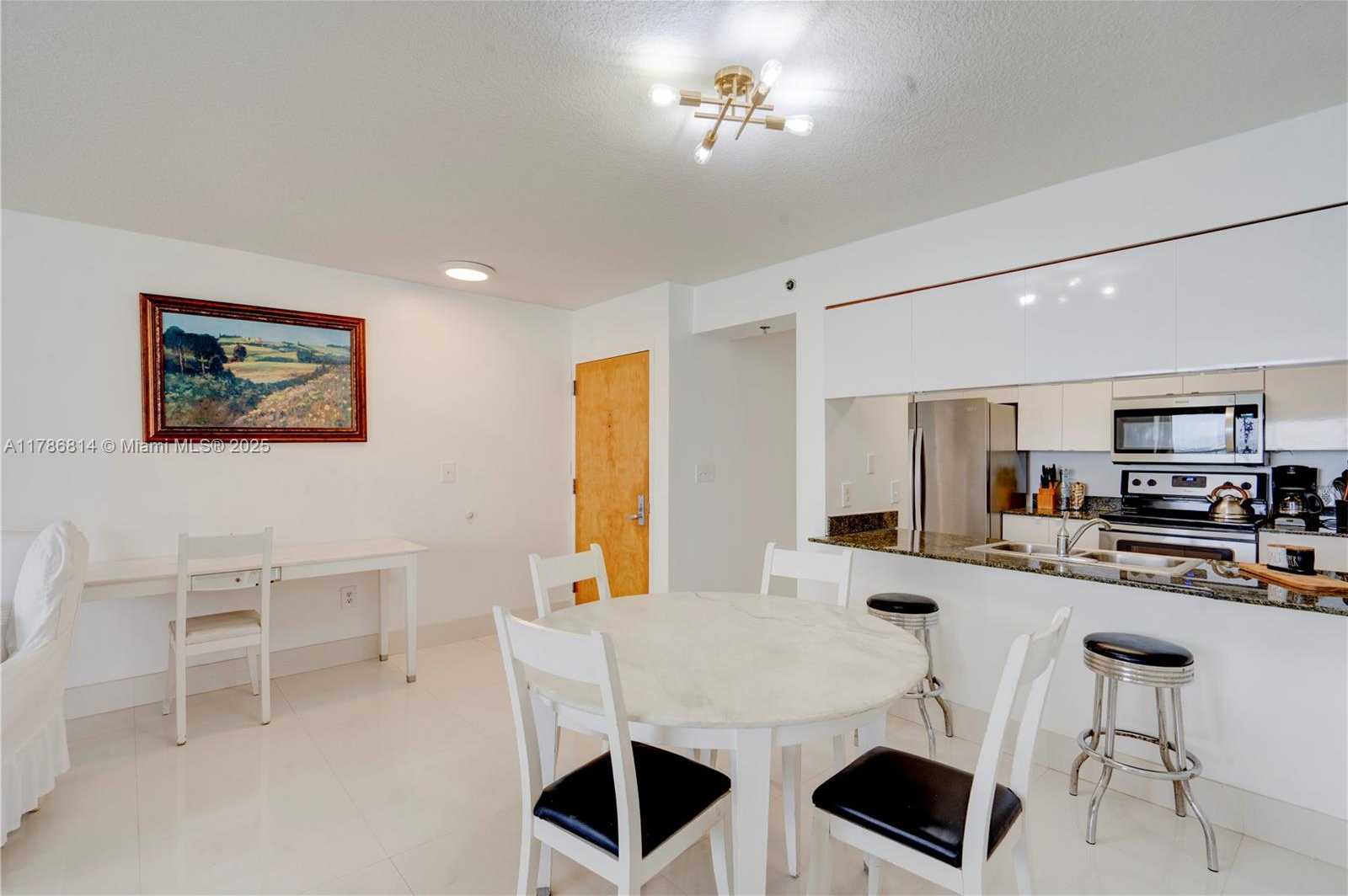 Small Image of 1200 BRICKELL BAY DRIVE #3902, Miami Number 48