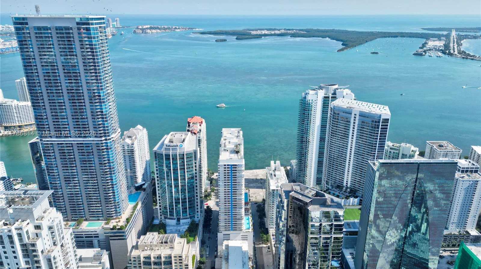 Small Image of 1200 BRICKELL BAY DRIVE #3902, Miami Number 5