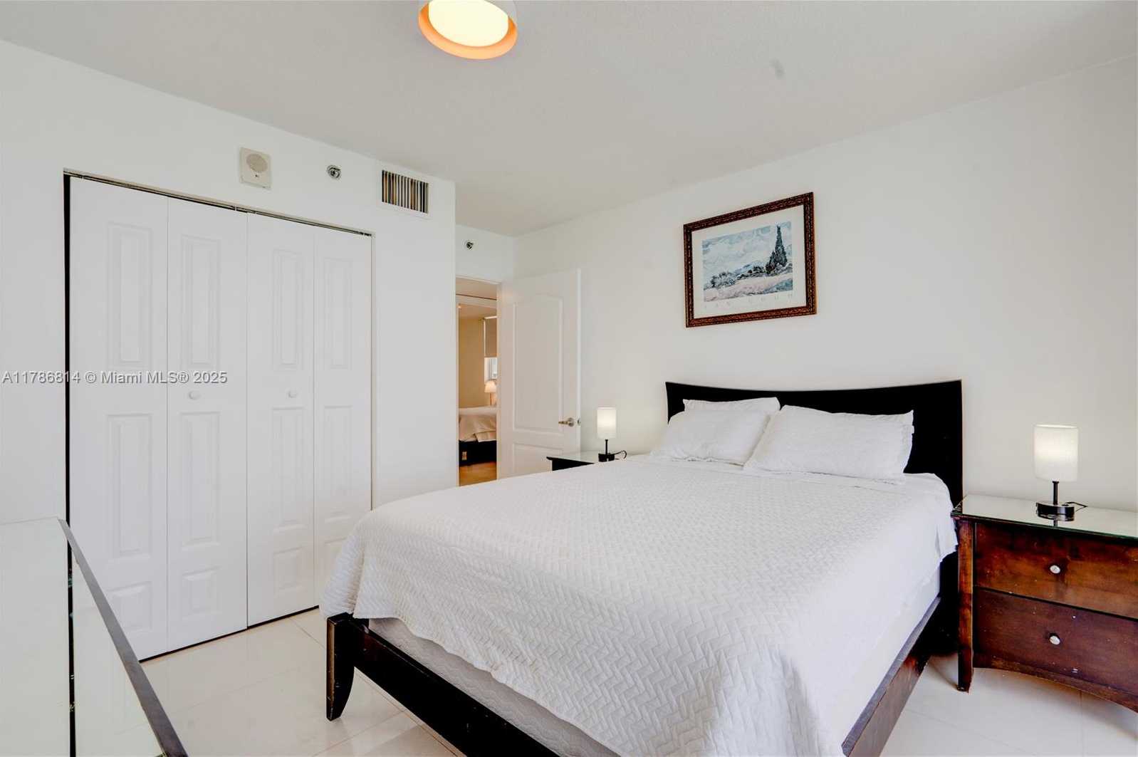 Small Image of 1200 BRICKELL BAY DRIVE #3902, Miami Number 59