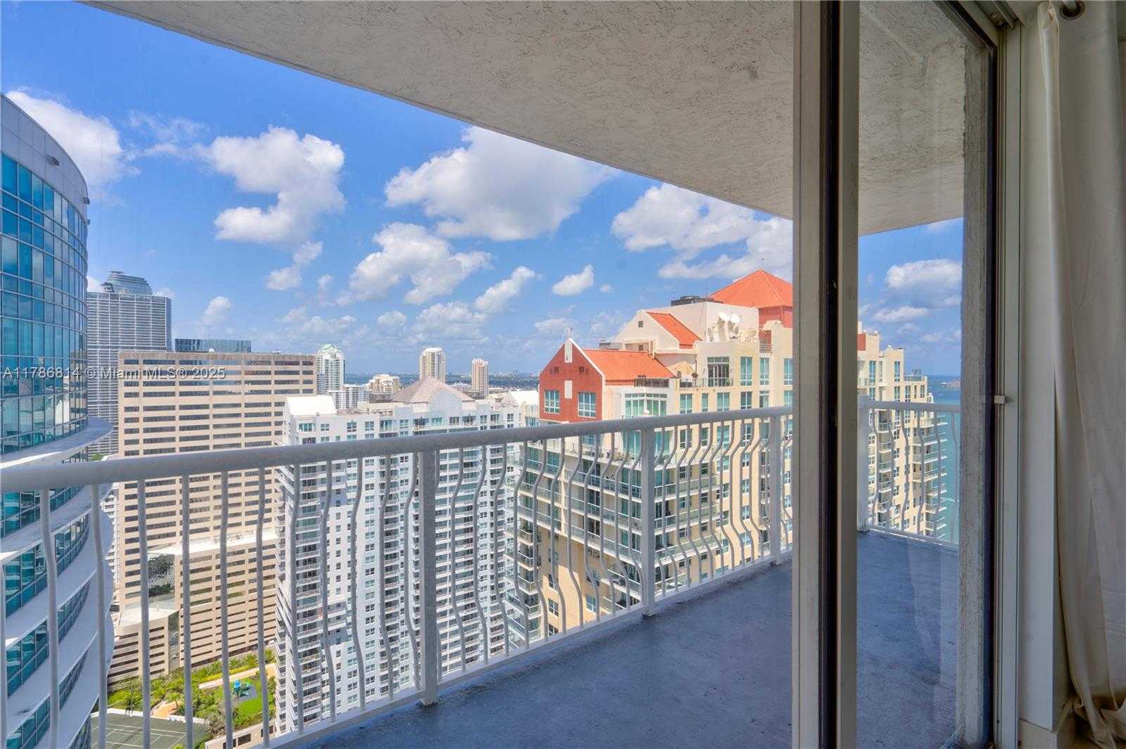 Small Image of 1200 BRICKELL BAY DRIVE #3902, Miami Number 64