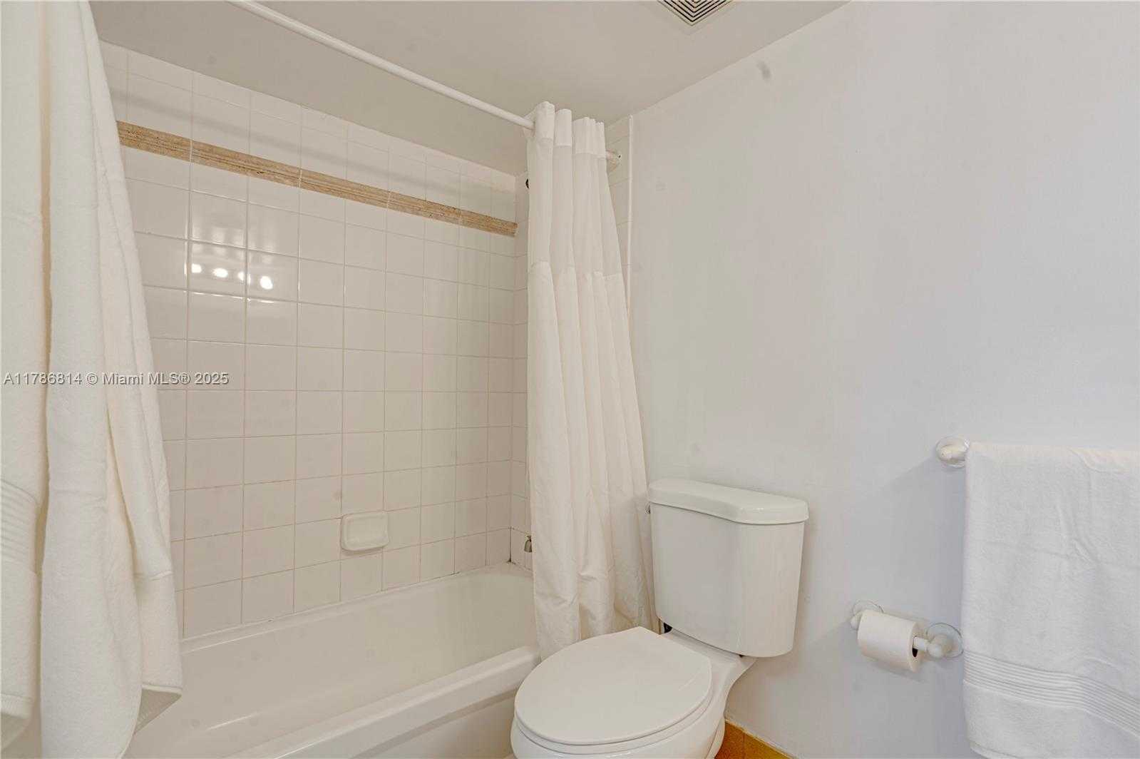 Small Image of 1200 BRICKELL BAY DRIVE #3902, Miami Number 73