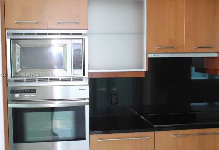 Small Image of 1331 BRICKELL BAY DR #2108, Miami Number 10