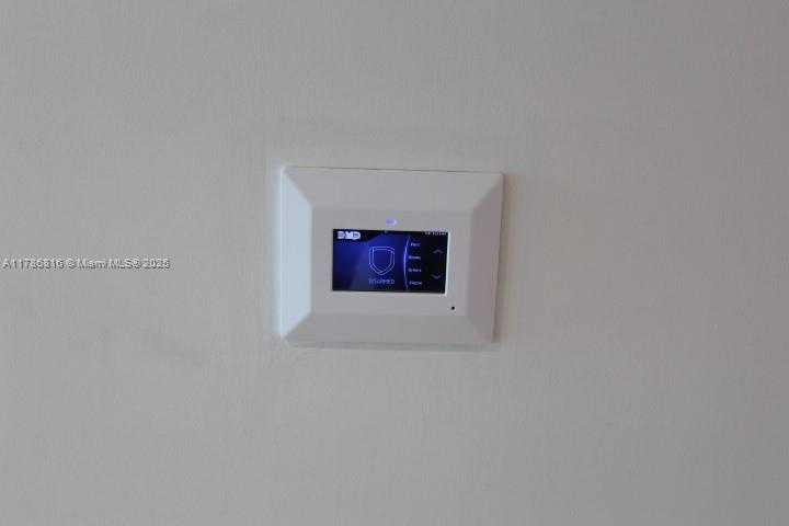 Small Image of 1331 BRICKELL BAY DR #2108, Miami Number 6