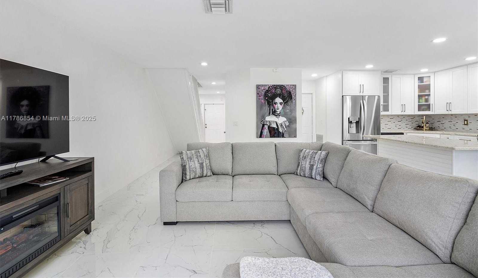 Small Image of 5001 RIVERSIDE DR #303, Coral Springs Number 12