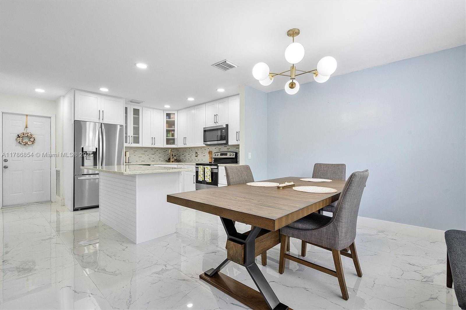 Small Image of 5001 RIVERSIDE DR #303, Coral Springs Number 15