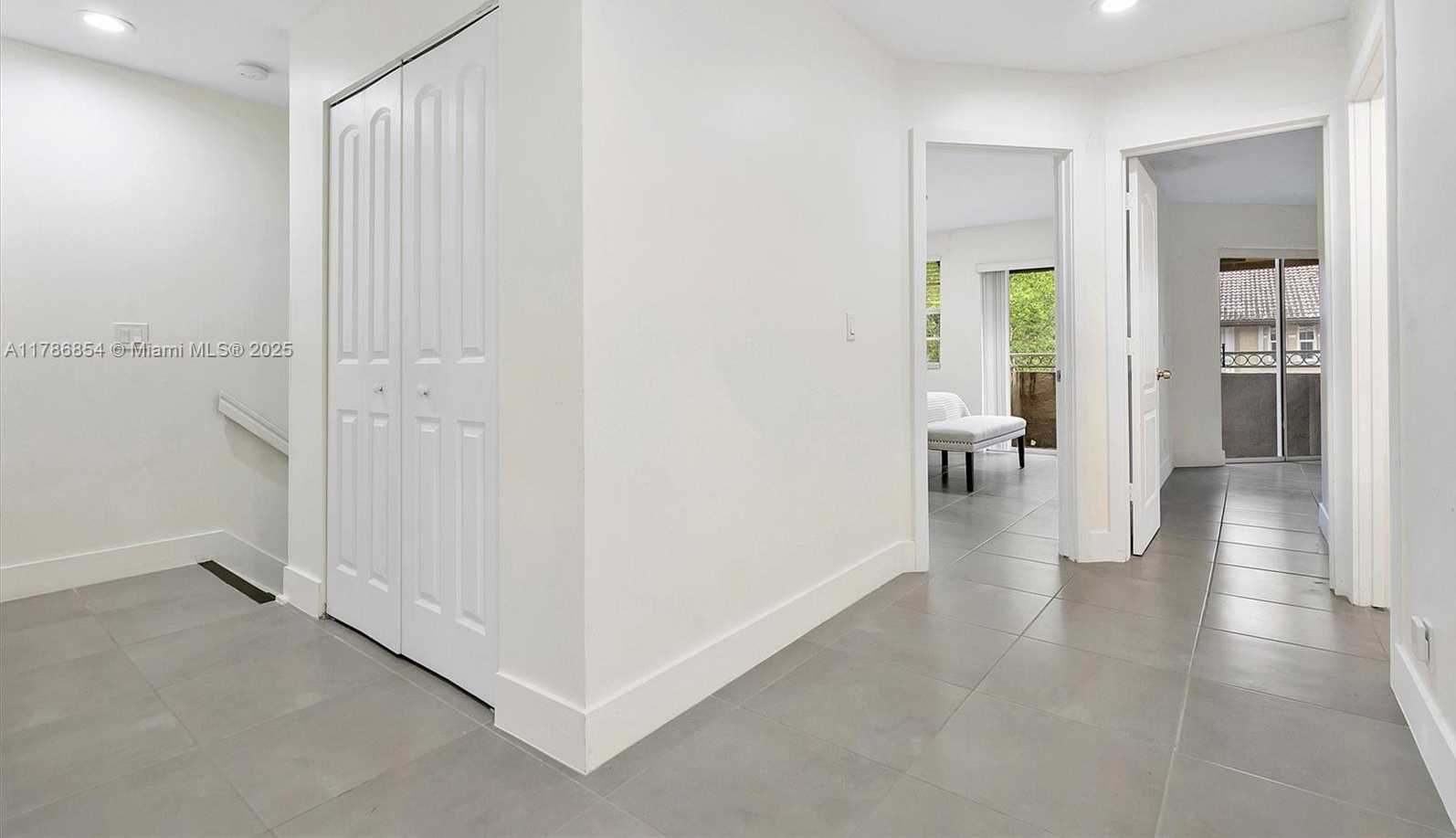 Small Image of 5001 RIVERSIDE DR #303, Coral Springs Number 29