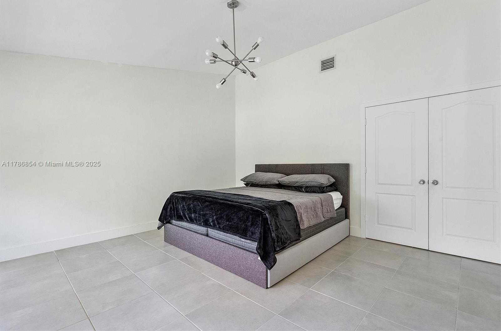 Small Image of 5001 RIVERSIDE DR #303, Coral Springs Number 33