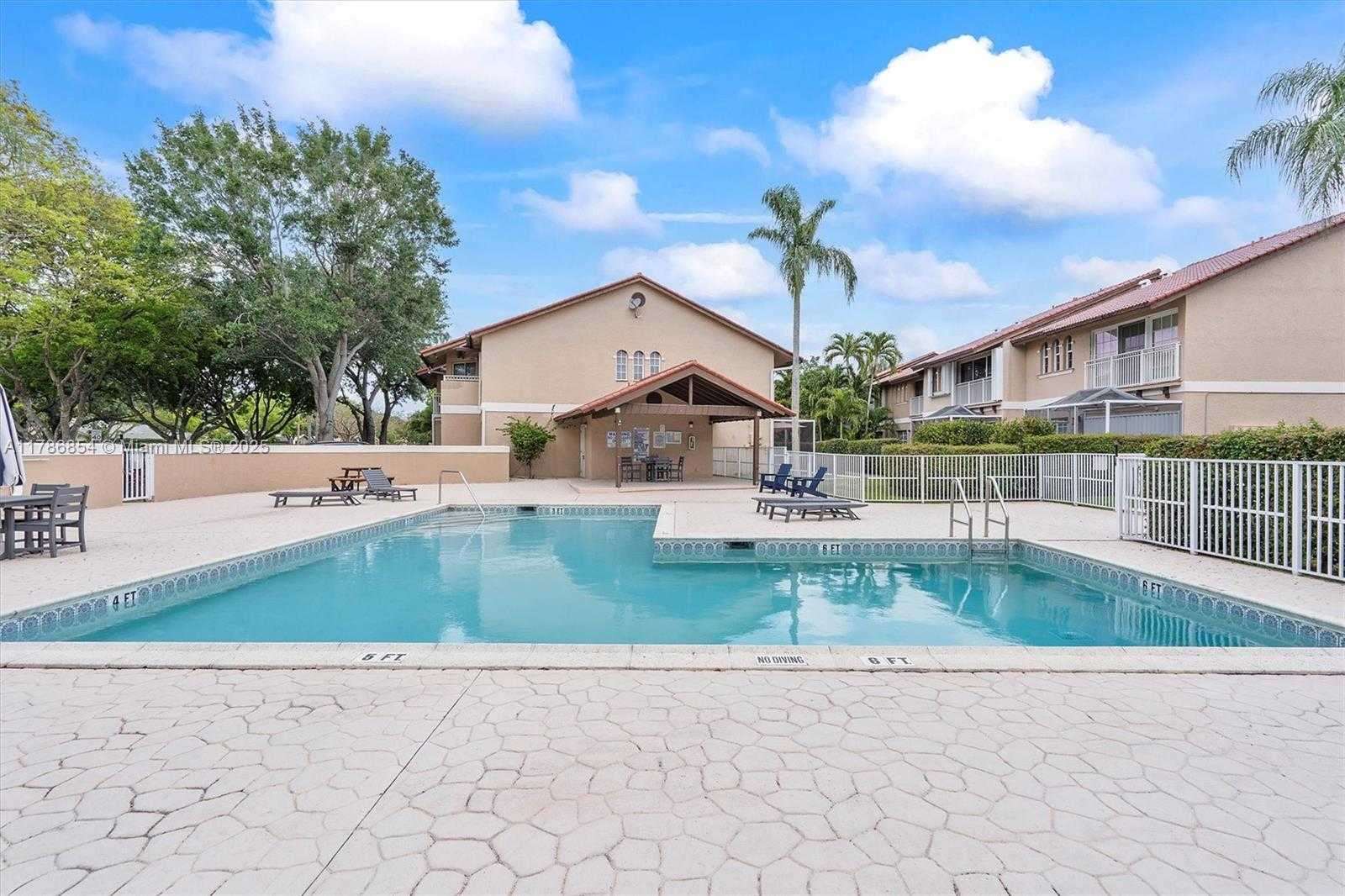 Small Image of 5001 RIVERSIDE DR #303, Coral Springs Number 54