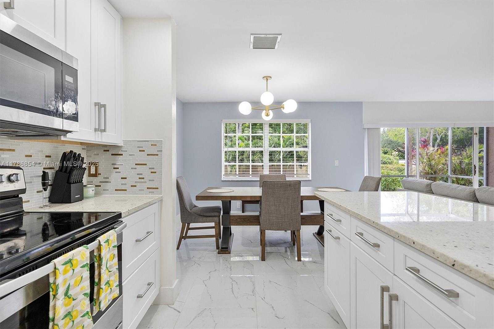 Small Image of 5001 RIVERSIDE DR #303, Coral Springs Number 7
