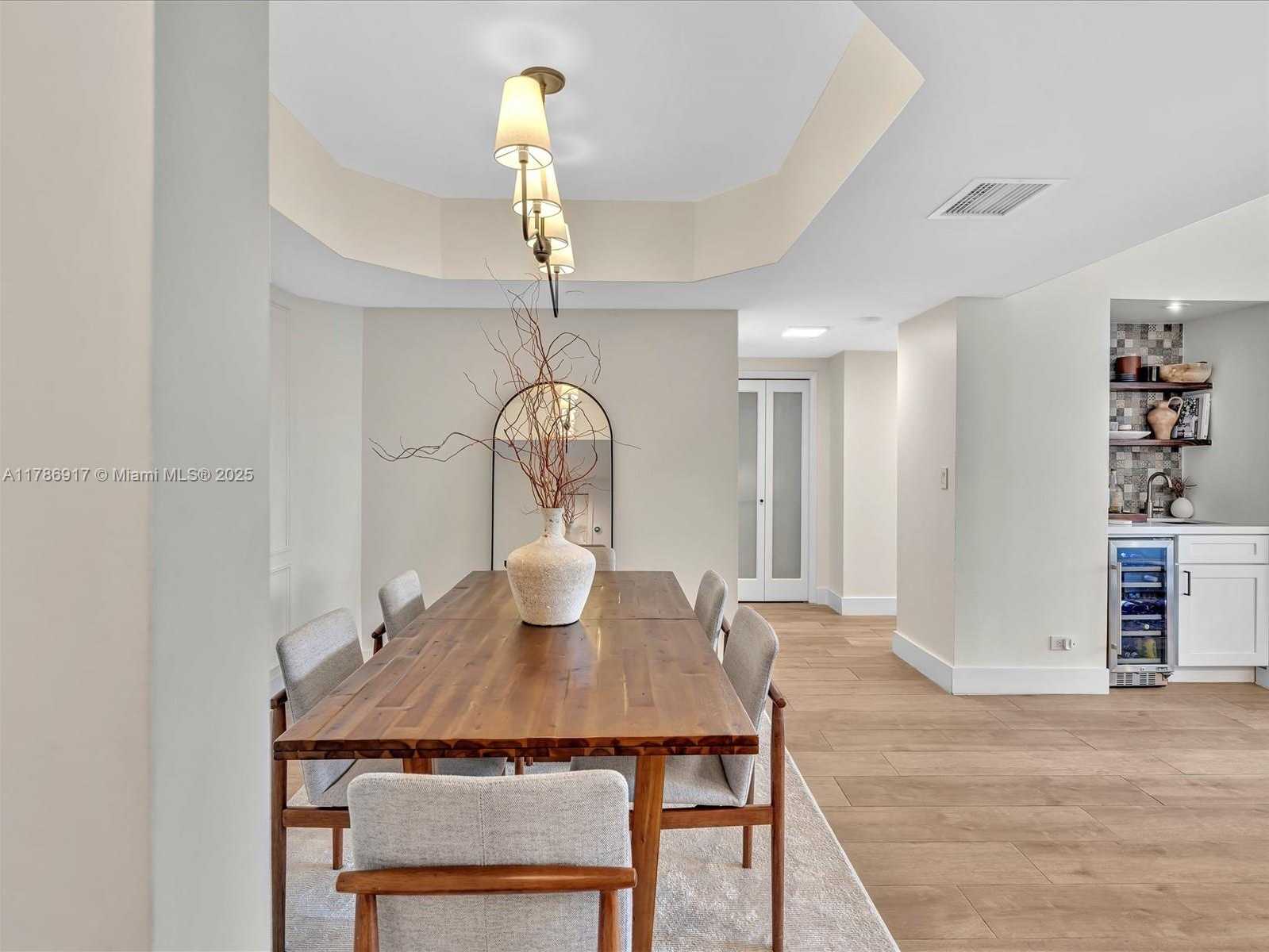 Small Image of 20191 EAST COUNTRY CLUB DR #311, Aventura Number 16