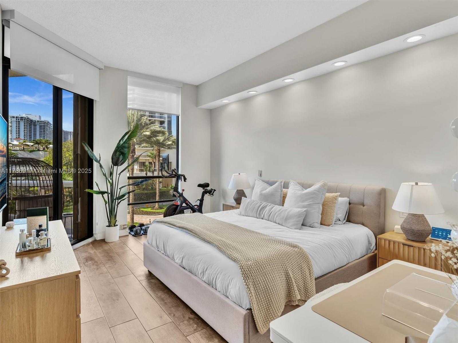 Small Image of 20191 EAST COUNTRY CLUB DR #311, Aventura Number 22