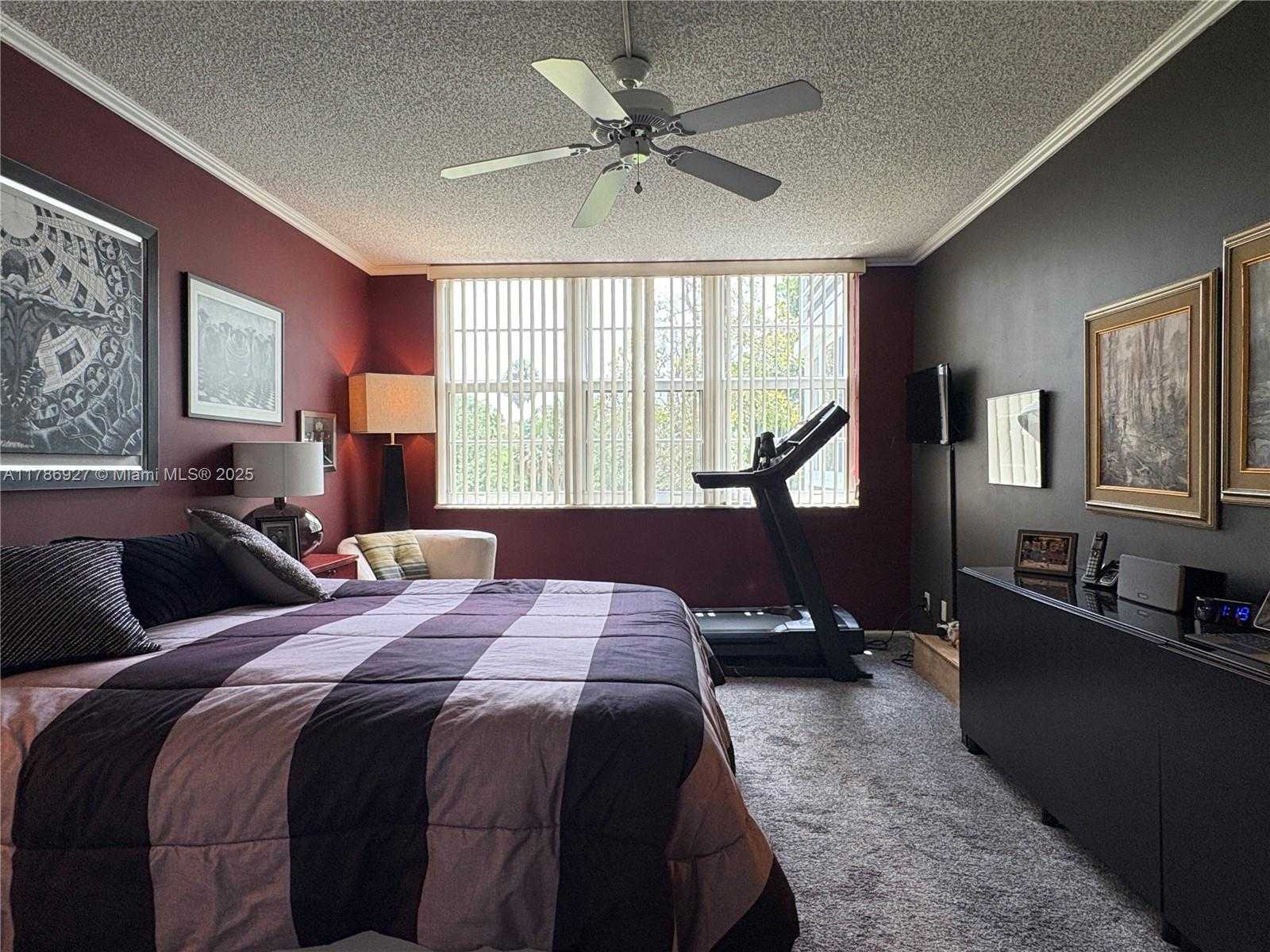 Small Image of 4020 WEST PALM AIRE DR #211, Pompano Beach Number 13