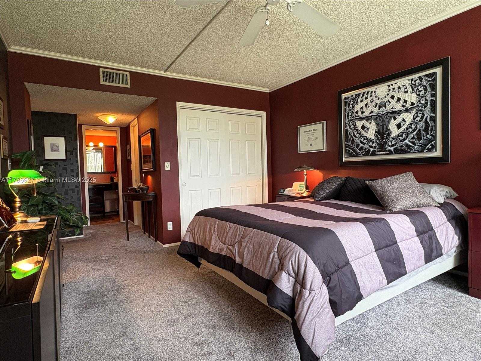 Small Image of 4020 WEST PALM AIRE DR #211, Pompano Beach Number 14