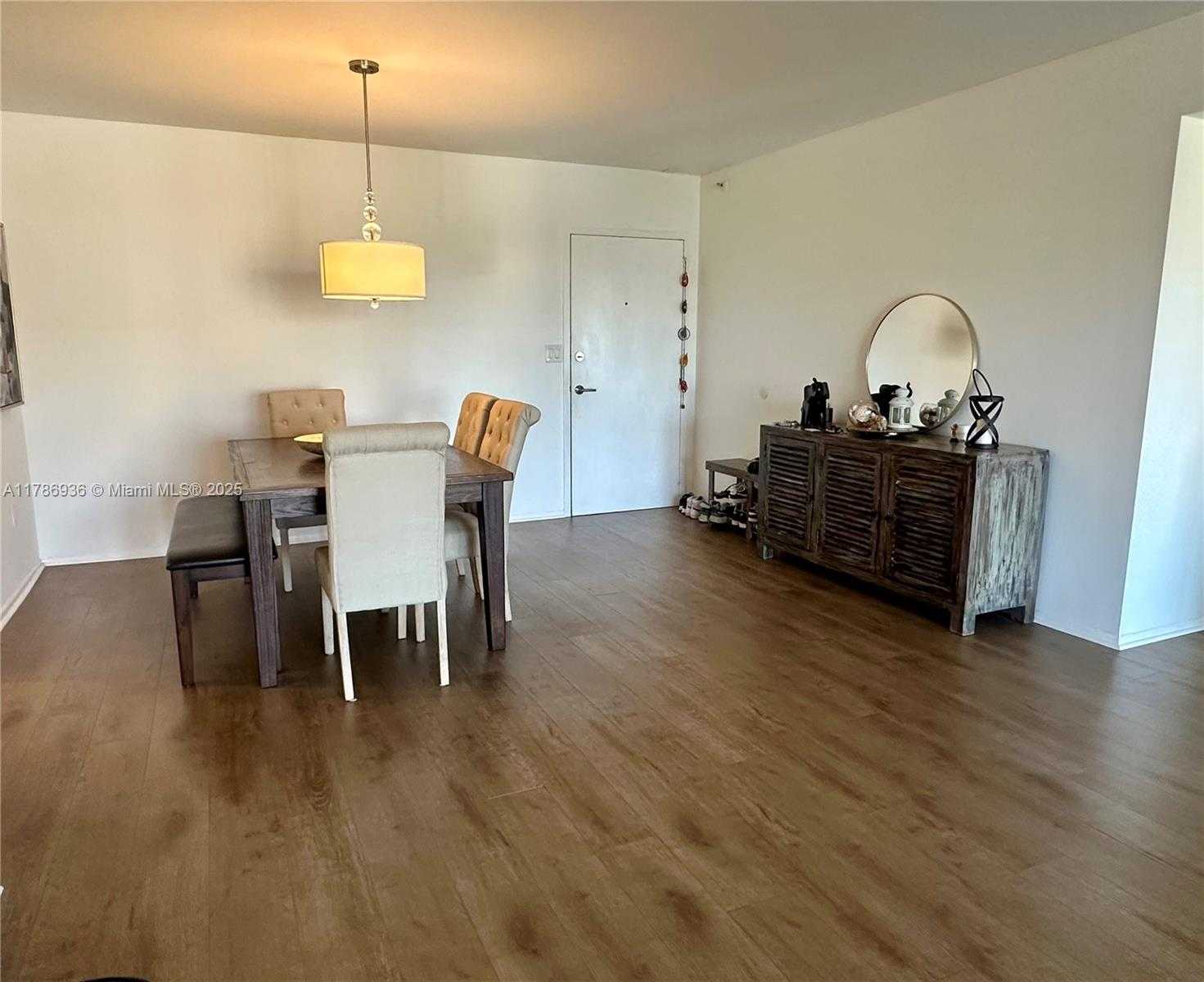 Small Image of 575 CRANDON BLVD #707, Key Biscayne Number 5
