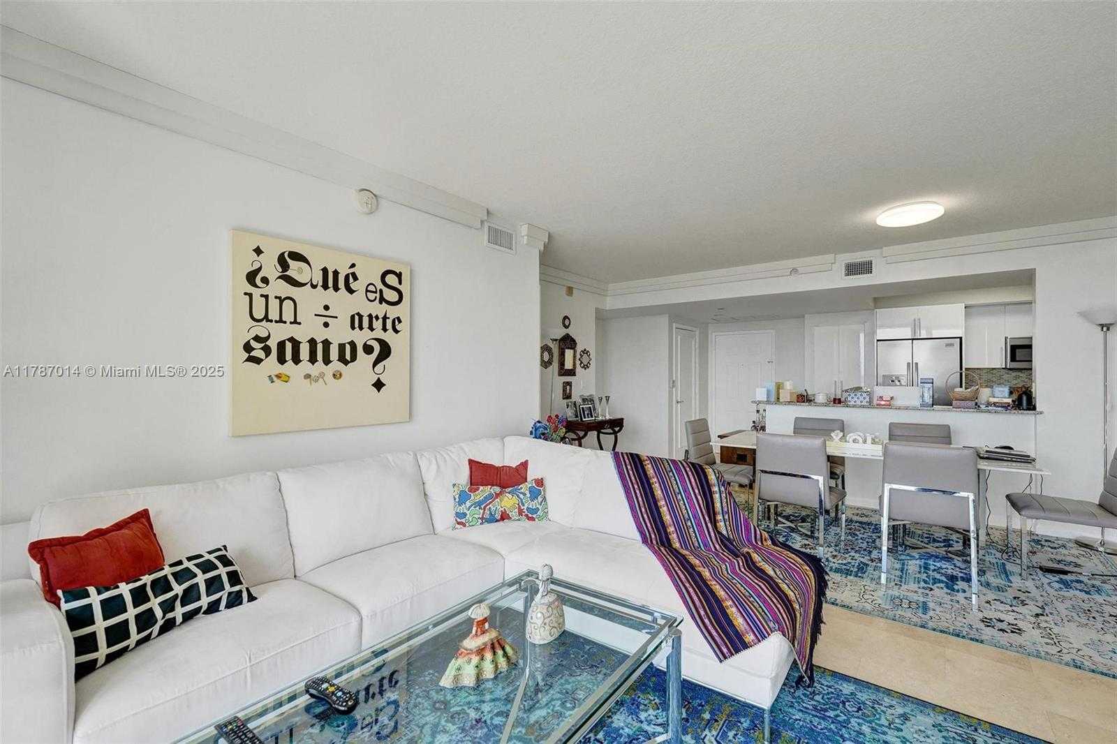 Small Image of 19501 WEST COUNTRY CLUB DR #2507, Aventura Number 14