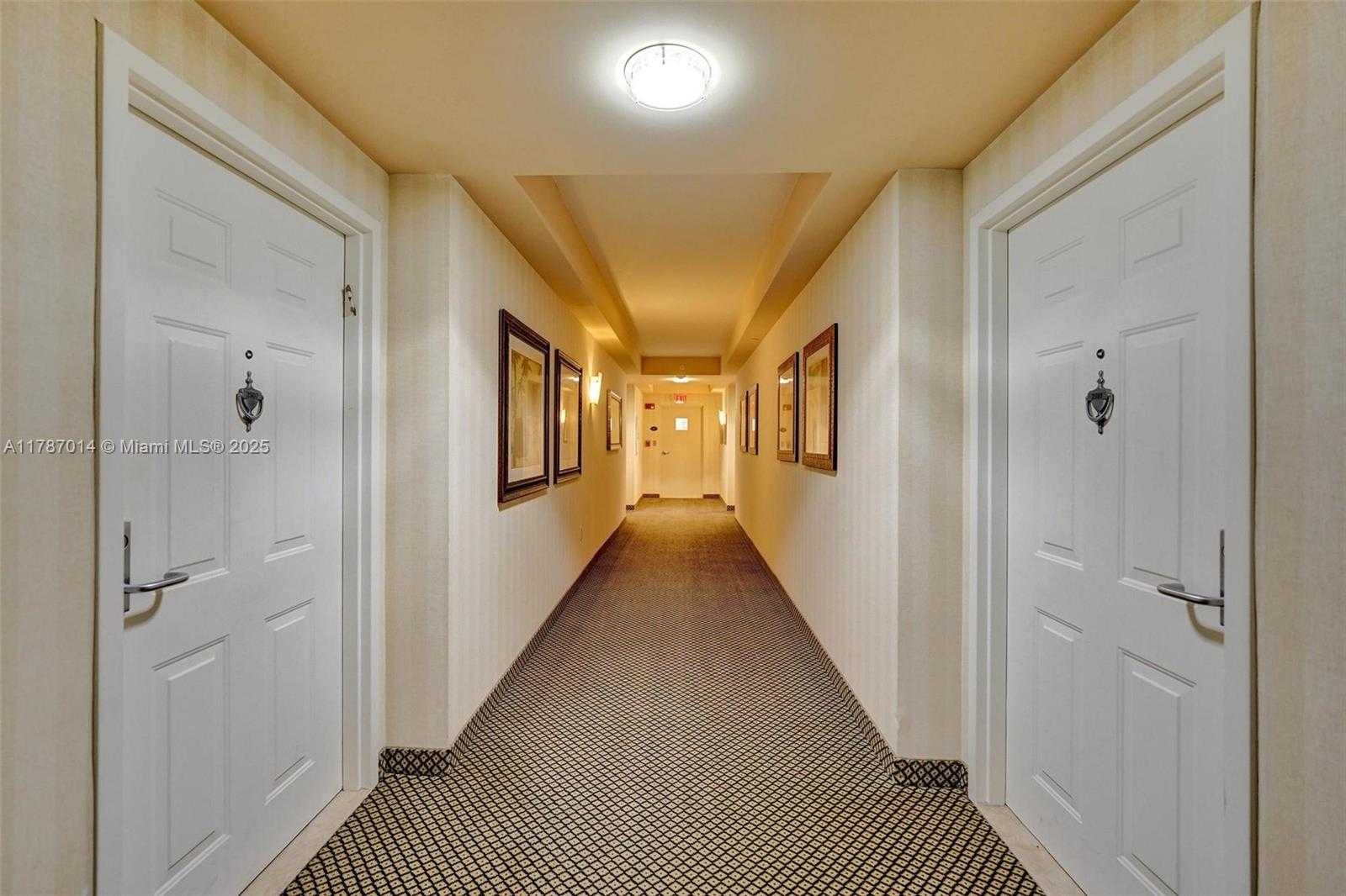 Small Image of 19501 WEST COUNTRY CLUB DR #2507, Aventura Number 2