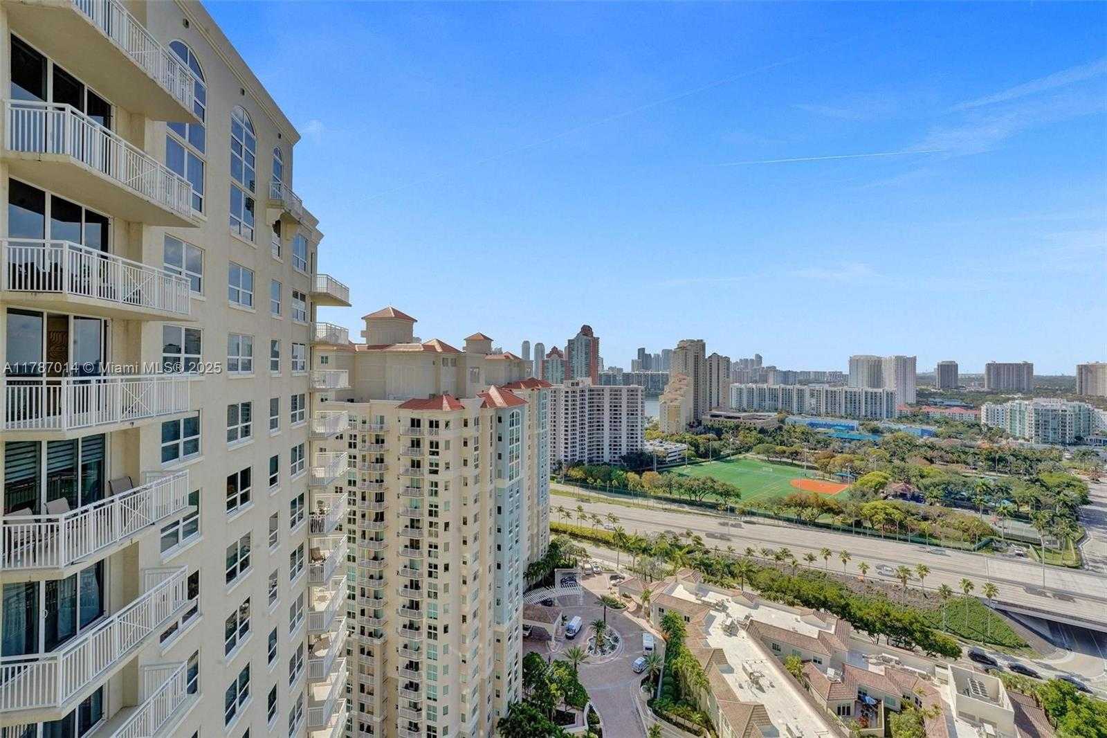 Small Image of 19501 WEST COUNTRY CLUB DR #2507, Aventura Number 37