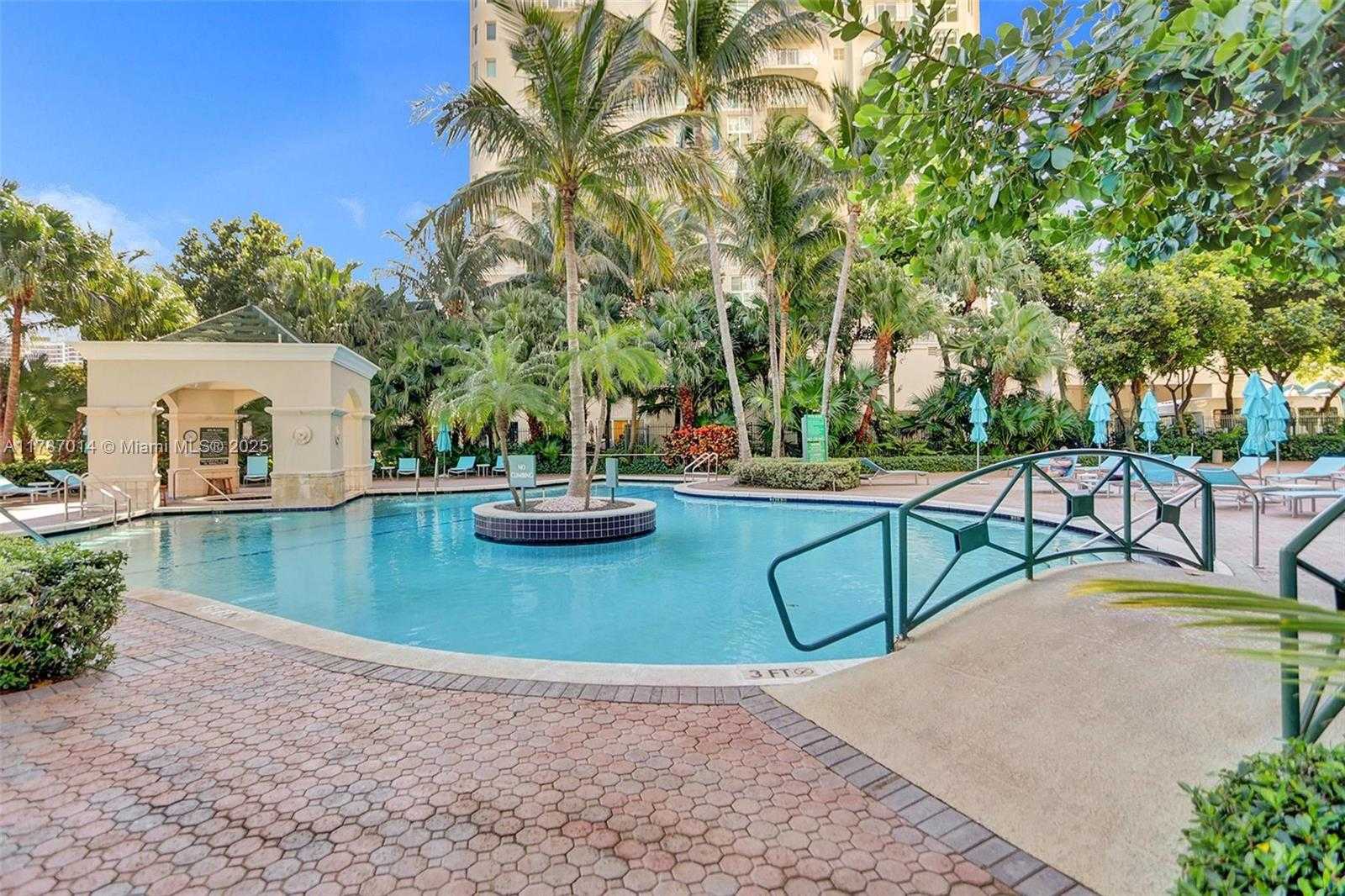 Small Image of 19501 WEST COUNTRY CLUB DR #2507, Aventura Number 53