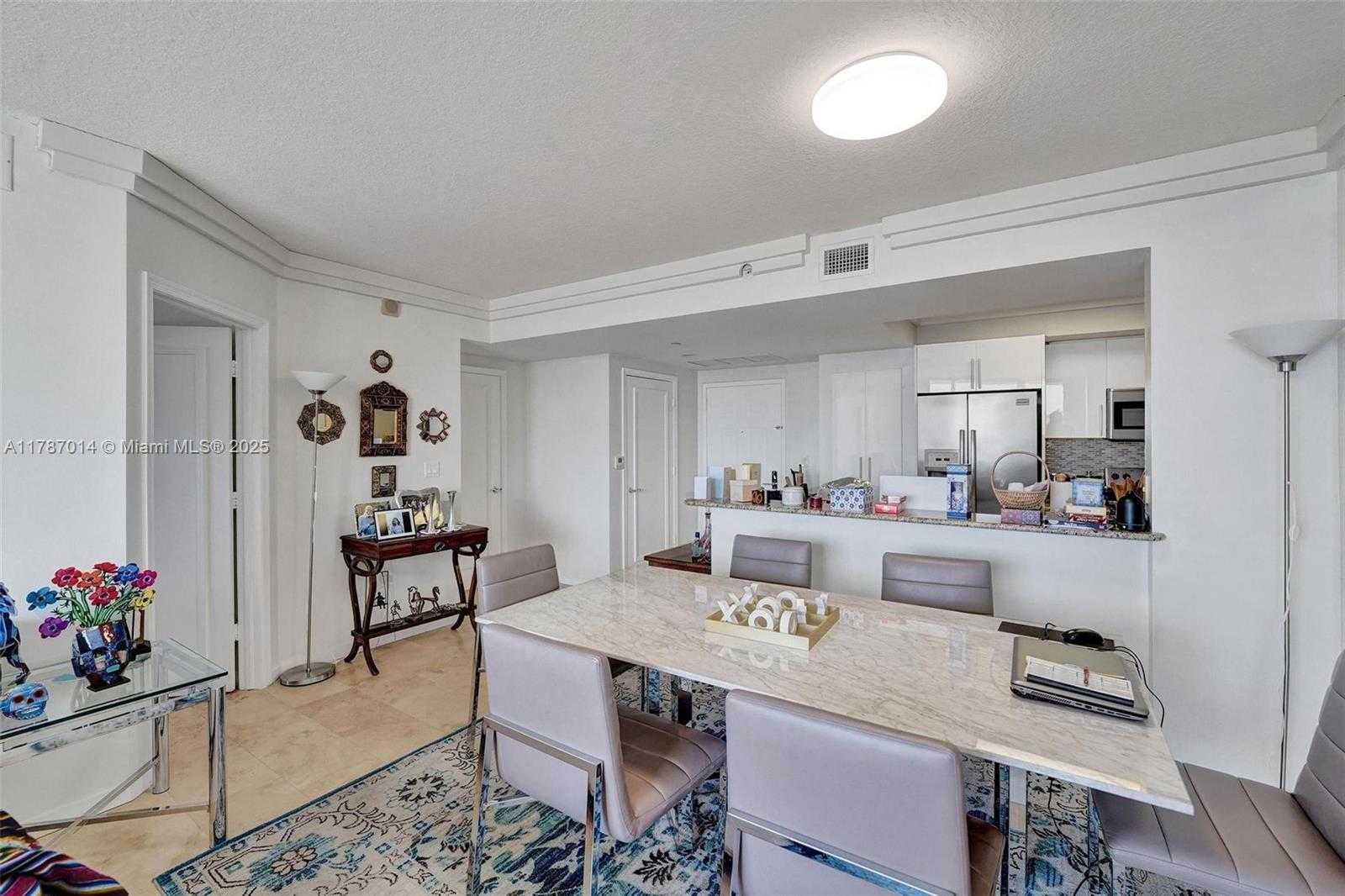 Small Image of 19501 WEST COUNTRY CLUB DR #2507, Aventura Number 8