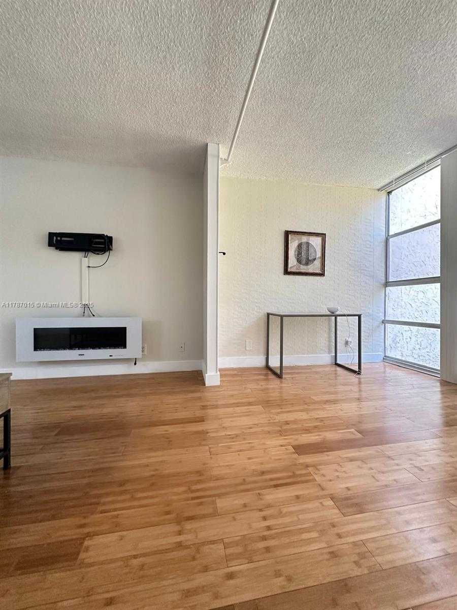 Small Image of 851 THREE ISLANDS BLVD #114, Hallandale Beach Number 7