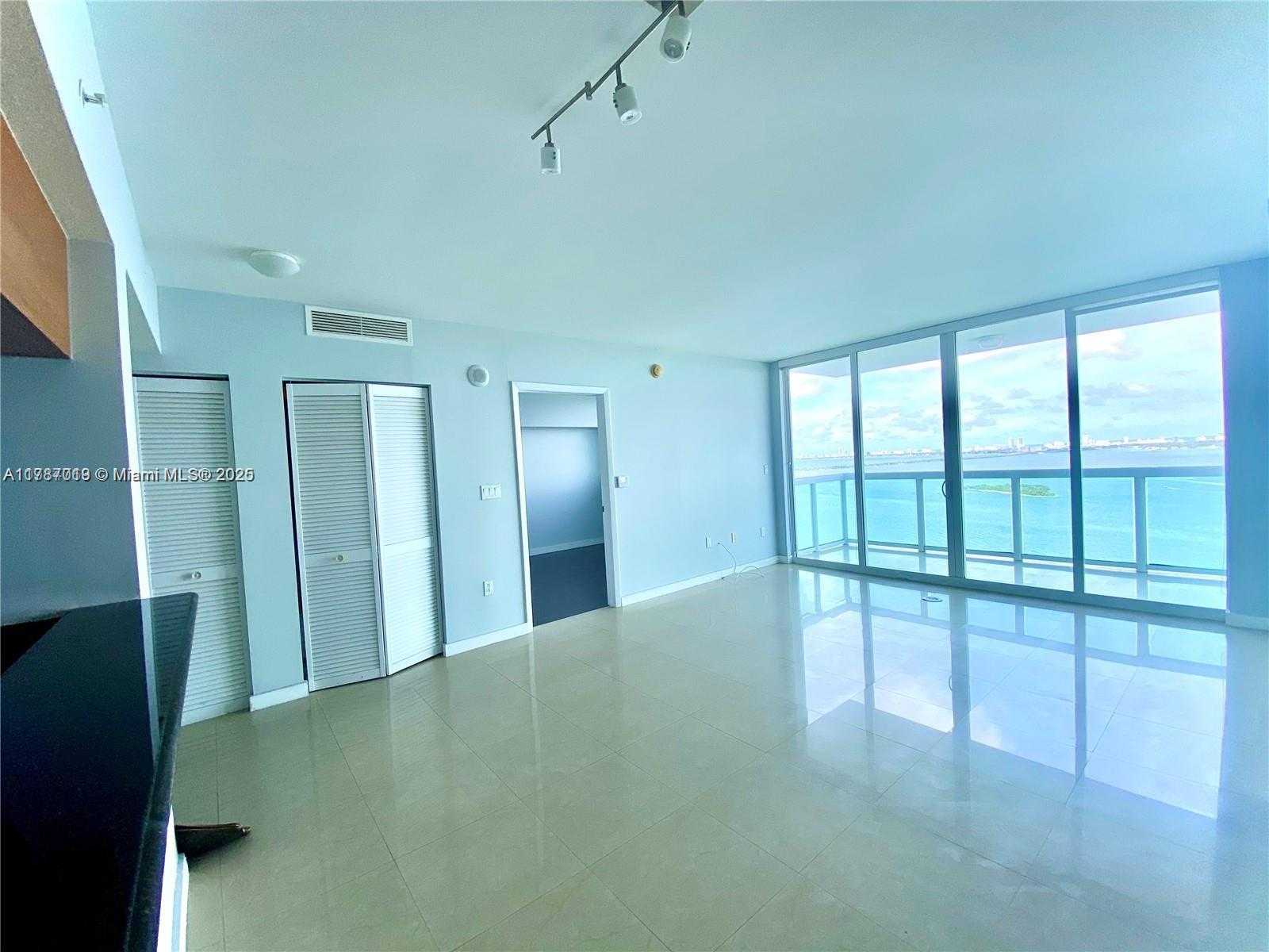 Small Image of 1800 NORTH BAYSHORE DR #2903, Miami Number 2